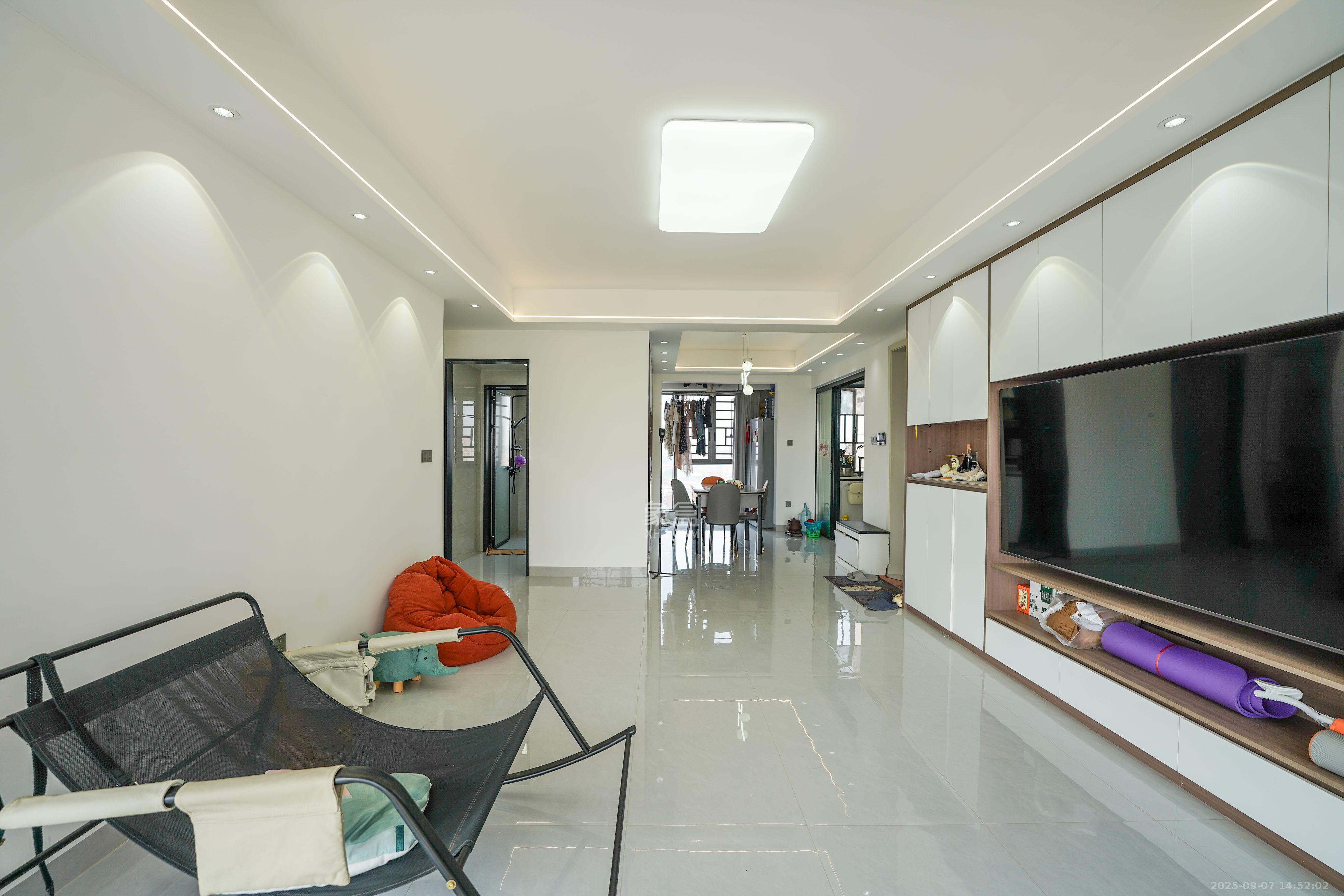 京盛和府  1室0厅0卫    150.0万 京盛和府  1室0厅0卫    150.0万客厅