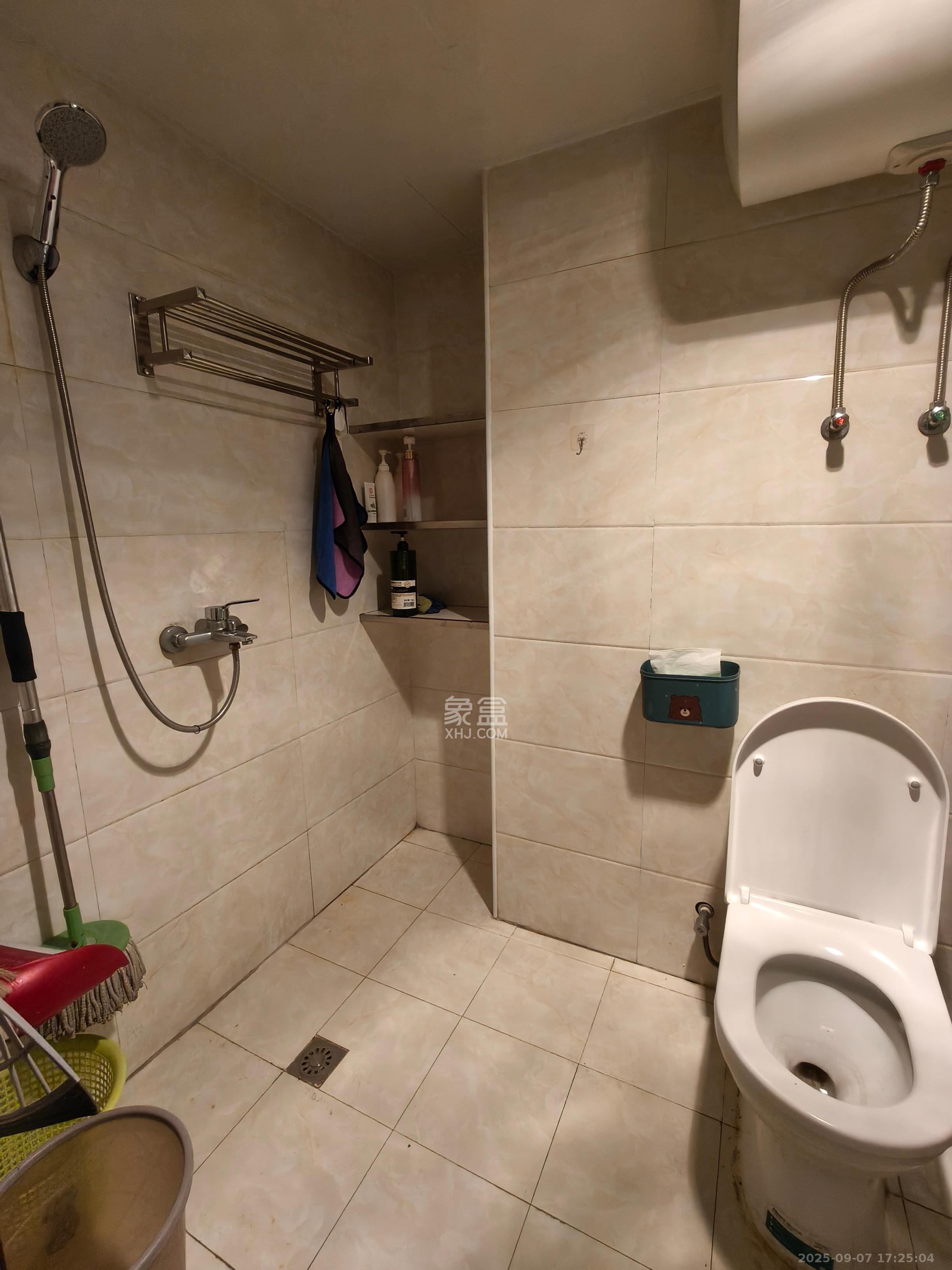 洋湖时代 1室1厅1卫 1600.0元/月 洋湖时代 1室1厅1卫 1600.0元/月室内图