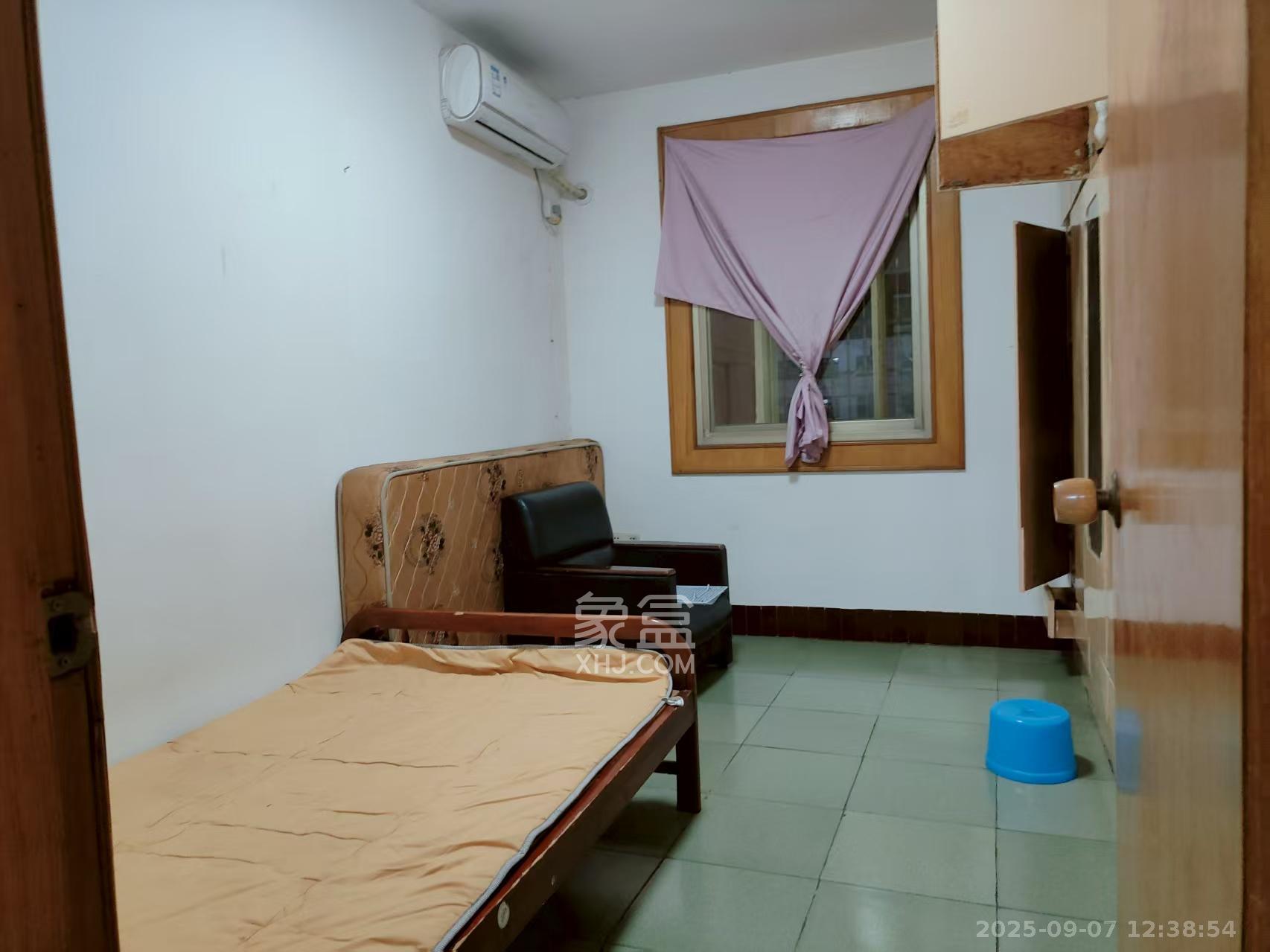 民政局宿舍 2室1厅1卫 1000.0元/月 民政局宿舍 2室1厅1卫 1000.0元/月室内图