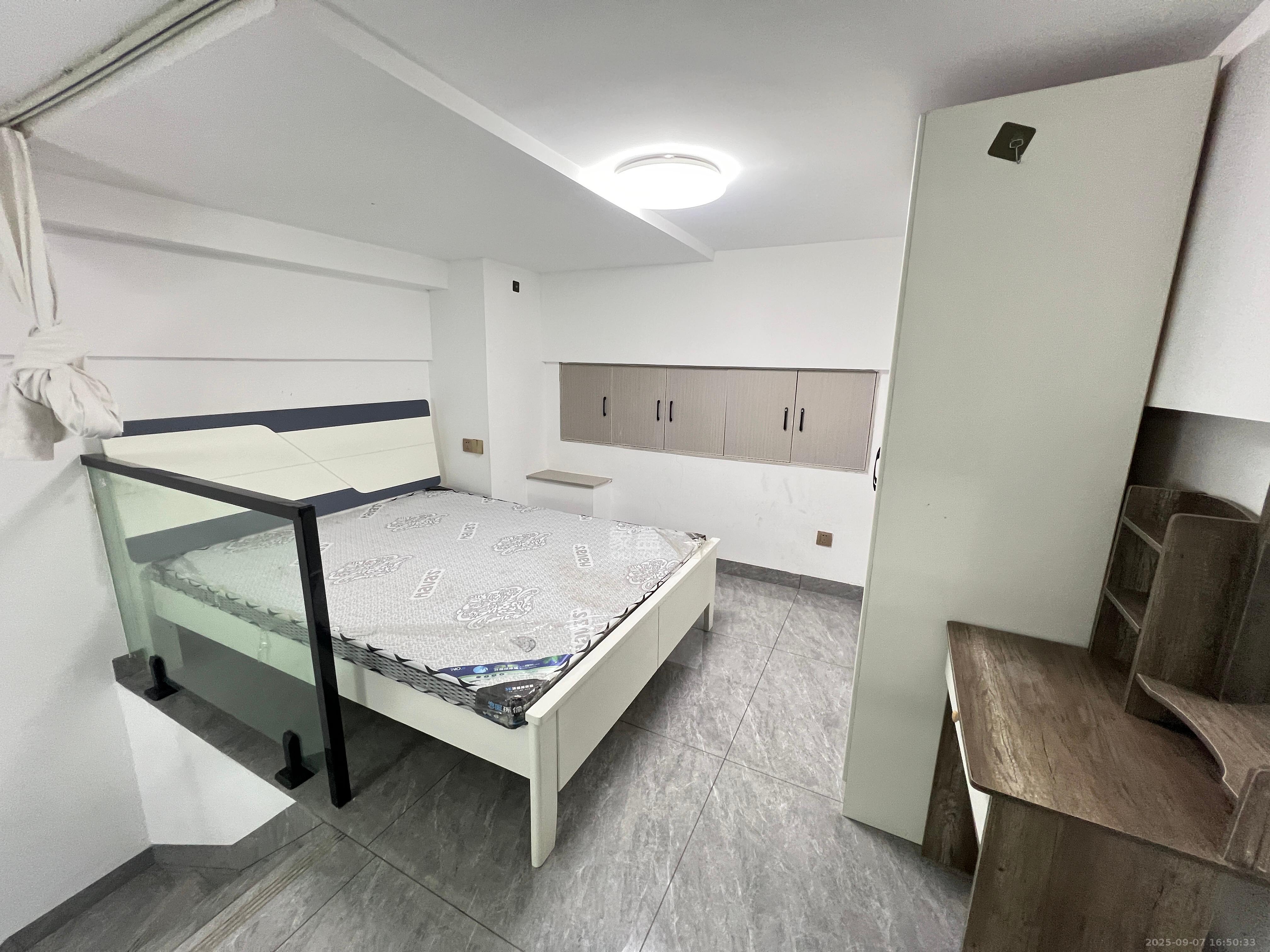 梅溪湖金茂湾  2室0厅0卫    2000.0元/月室内图