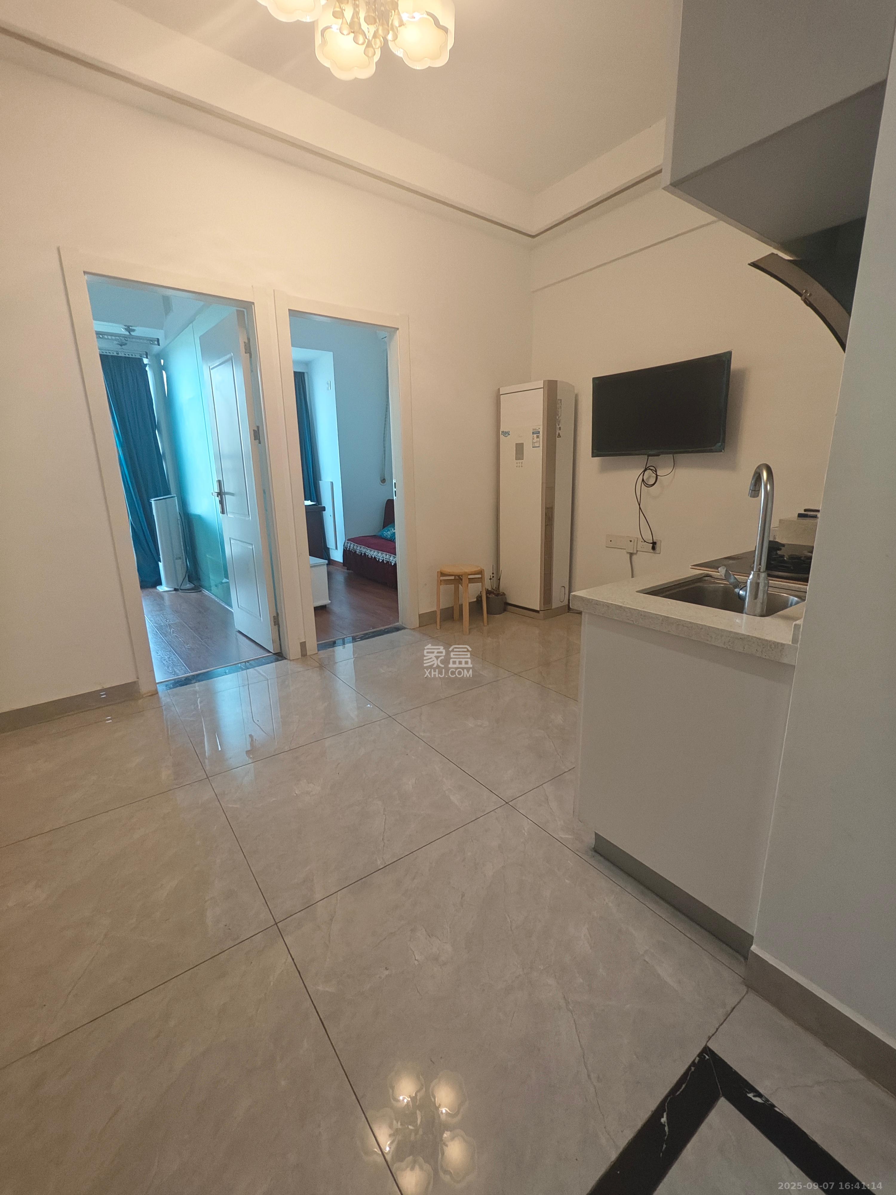 博长山水香颐  1室0厅0卫    1350.0元/月 博长山水香颐  1室0厅0卫    1350.0元/月室内图1