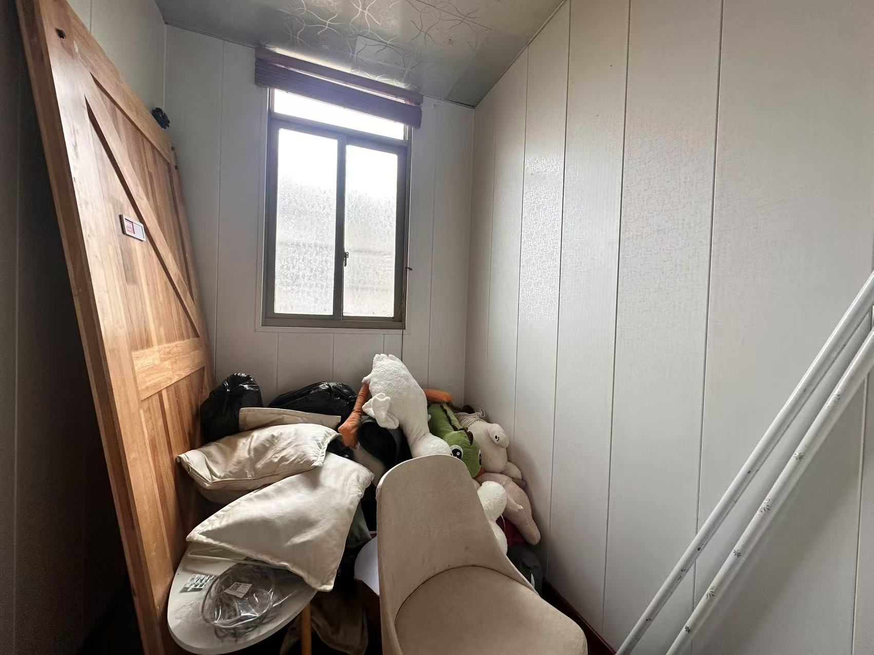 进步亚泰  5室2厅1卫    2000.0元/月室内图