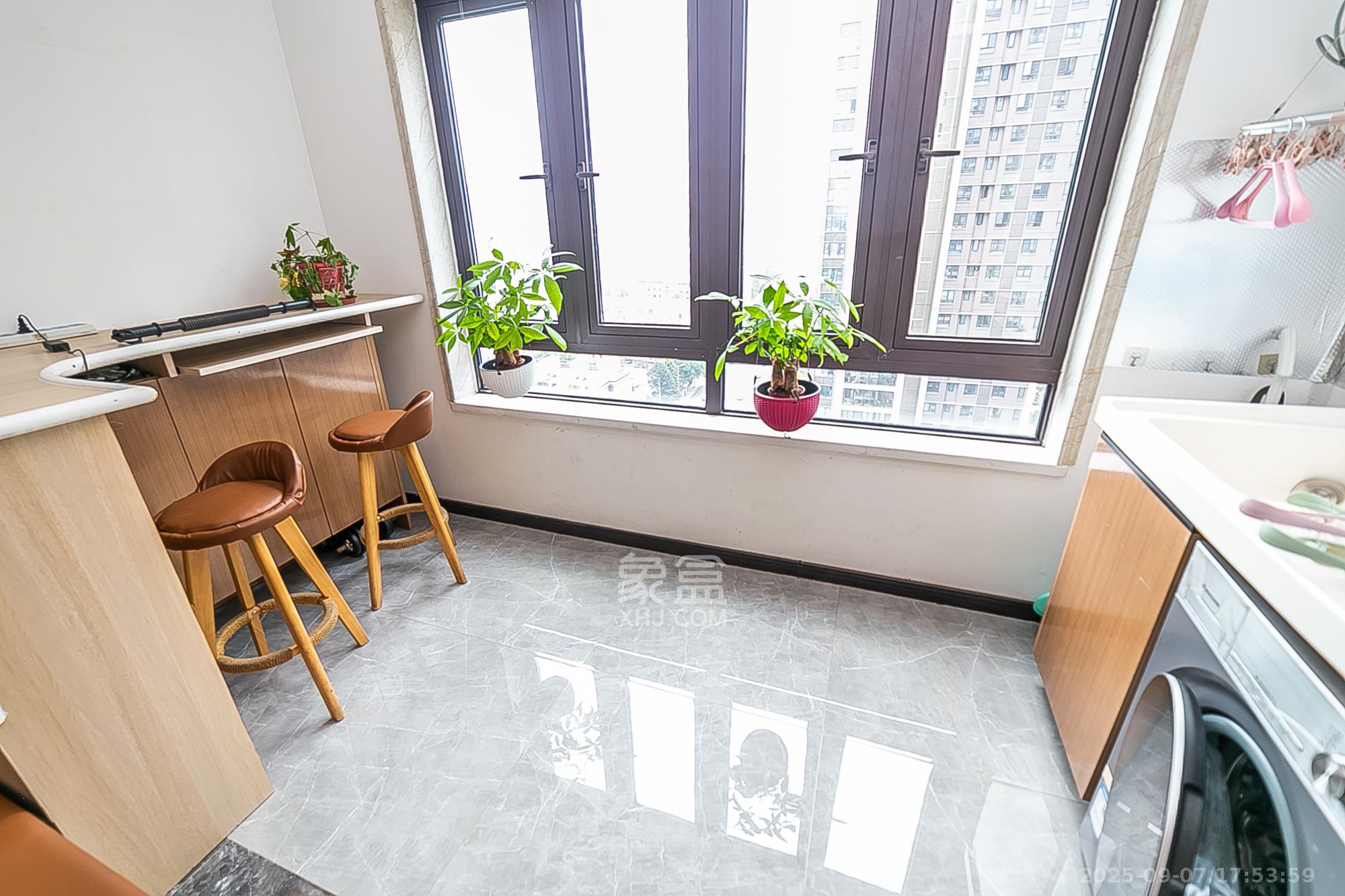 卓越江岸  4室2厅2卫    188.0万 卓越江岸  4室2厅2卫    188.0万其他