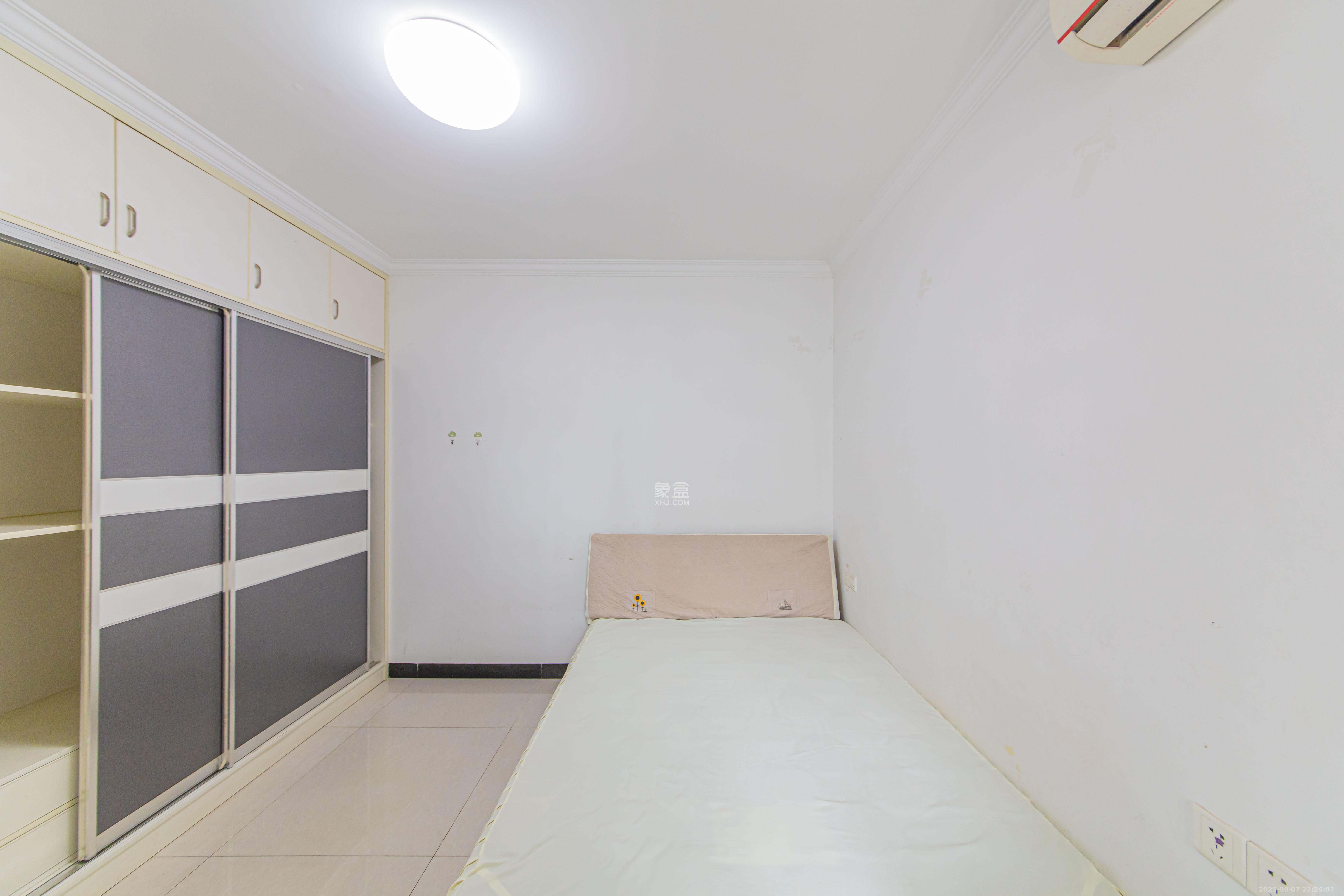 长城水郡  2室2厅1卫    60.0万 长城水郡  2室2厅1卫    60.0万卧室