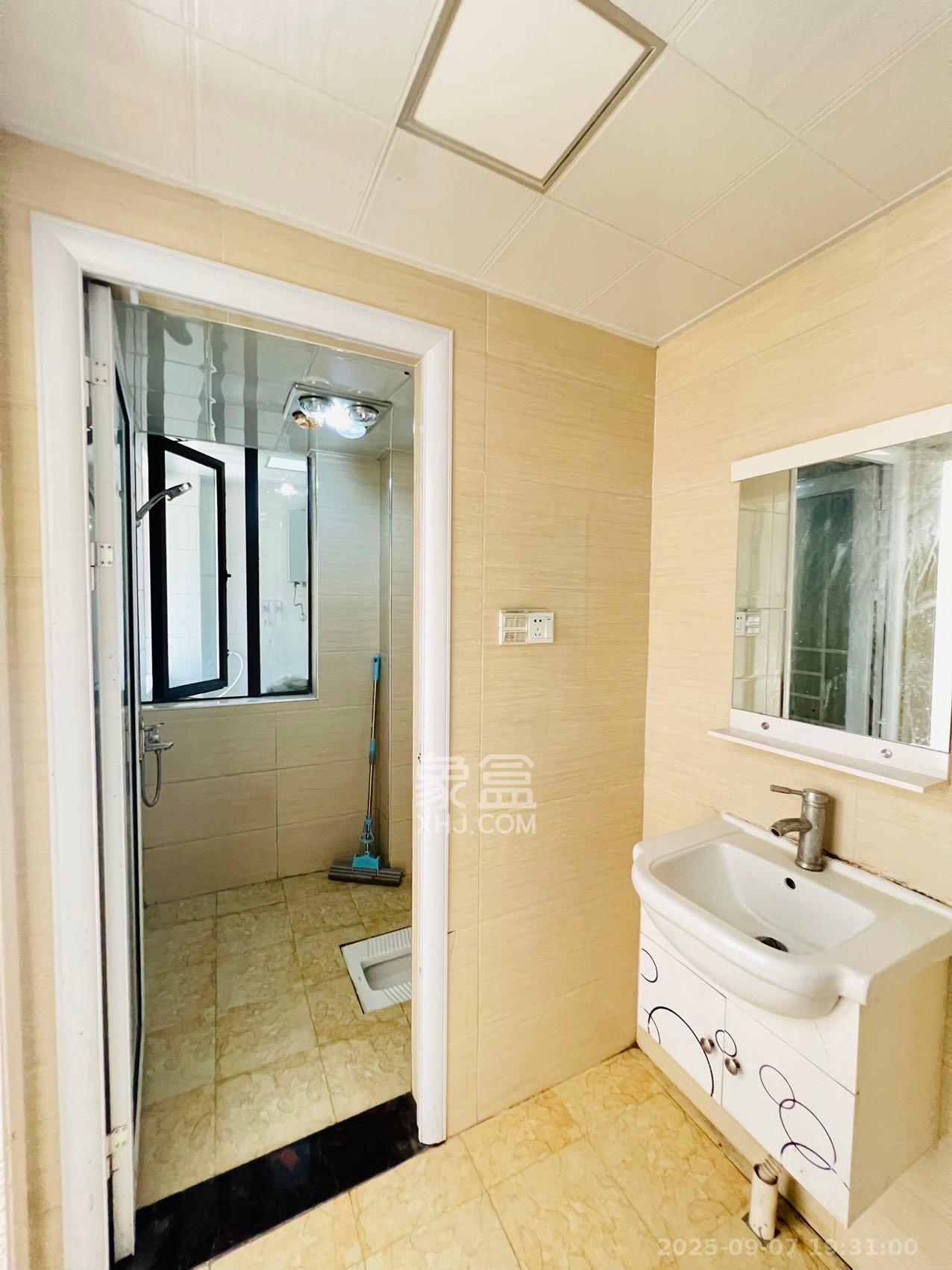 旭辉御府  1室1厅1卫    2000.0元/月户型图