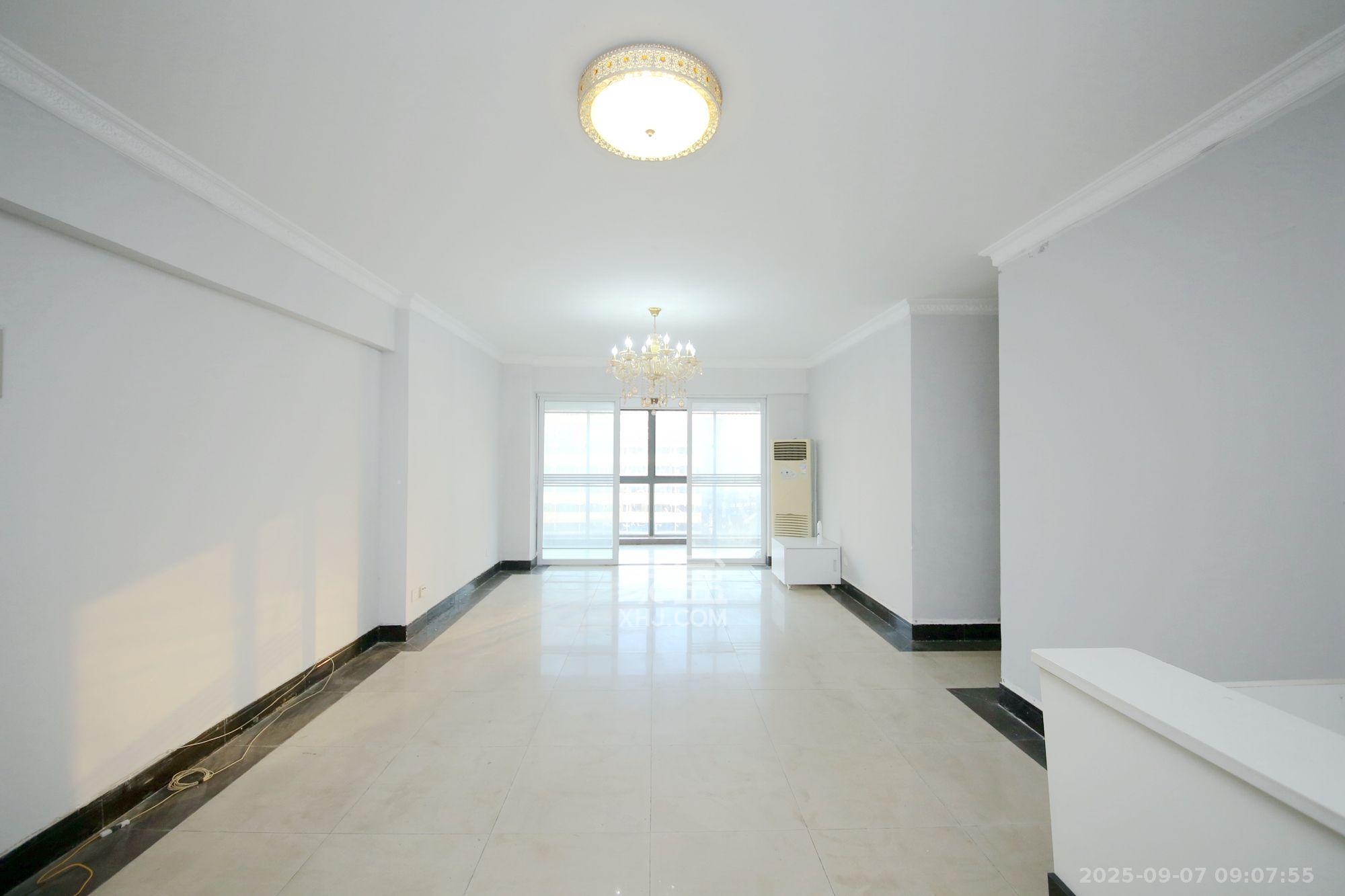 上东印象 4室2厅2卫 2400.0元/月 上东印象 4室2厅2卫 2400.0元/月室内图