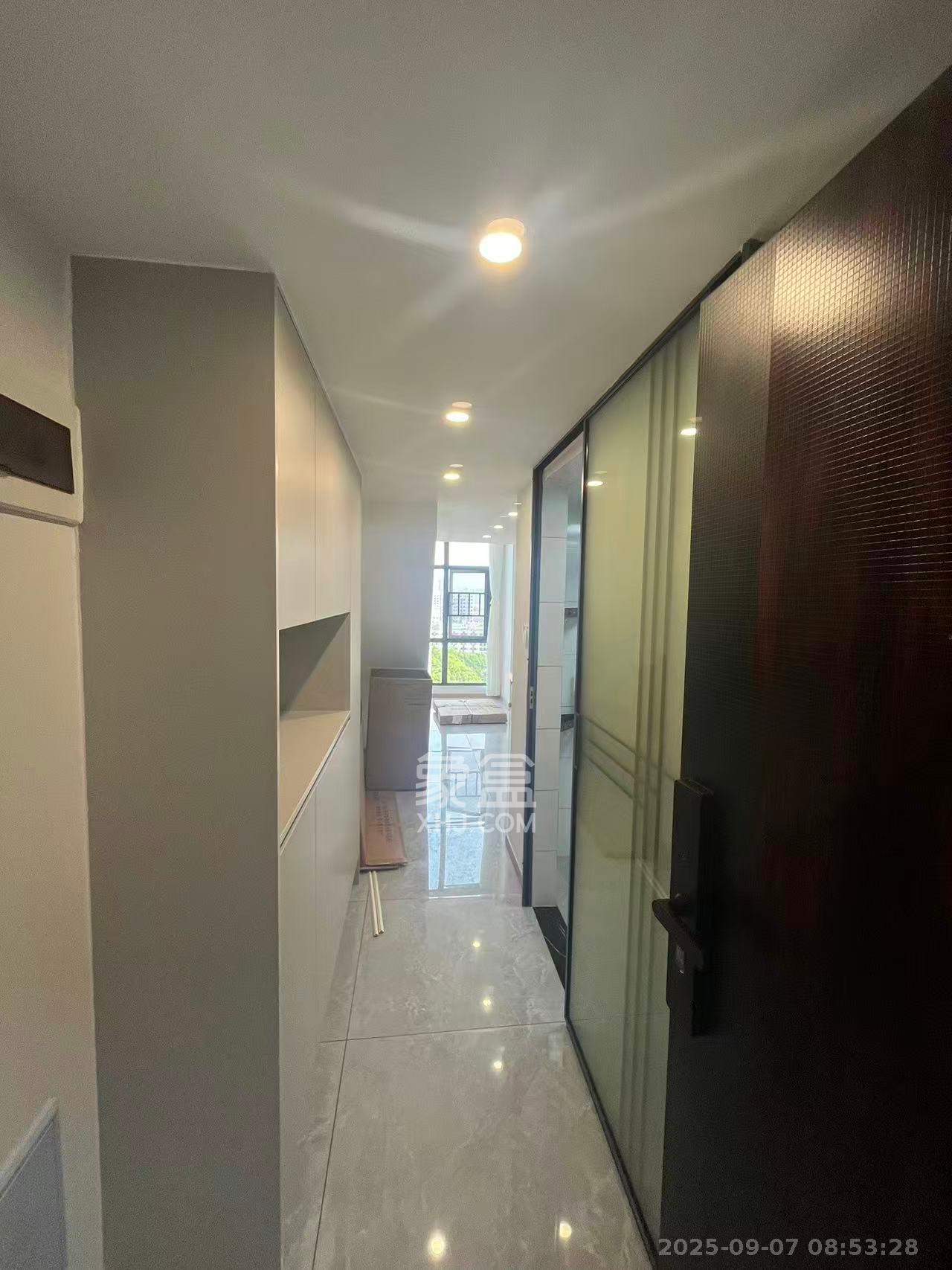 新长海尚都国际(海坤美寓) 1室1厅1卫 1600.0元/月 新长海尚都国际(海坤美寓) 1室1厅1卫 1600.0元/月室内图