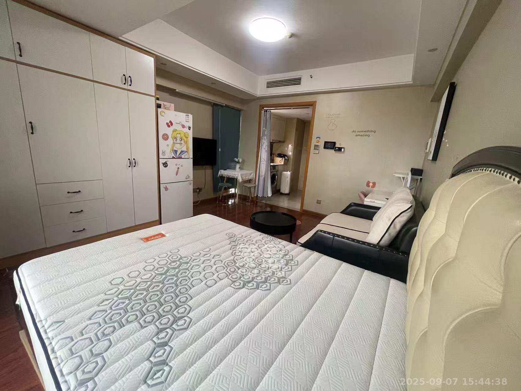 五一钻界 1室0厅0卫 2100.0元/月 五一钻界 1室0厅0卫 2100.0元/月室内图