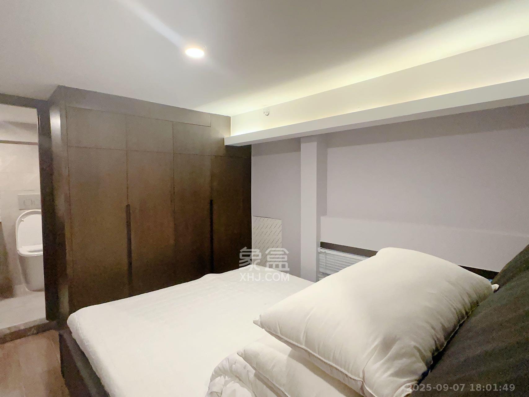 敬天广场  2室1厅1卫   3400.00元/月室内图