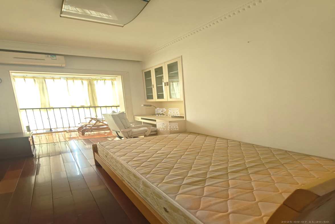 佳润新城(佳润新都)  3室2厅2卫    3300.0元/月 佳润新城(佳润新都)  3室2厅2卫    3300.0元/月室内图