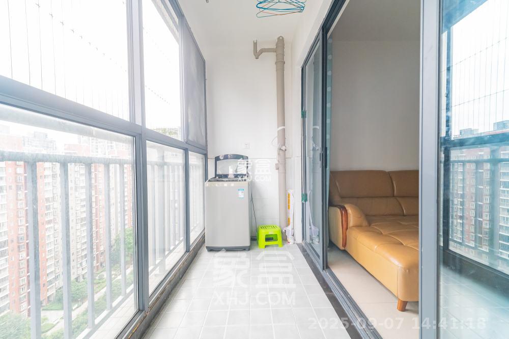 恒基凯旋门三期  3室2厅1卫    2500.0元/月室内图