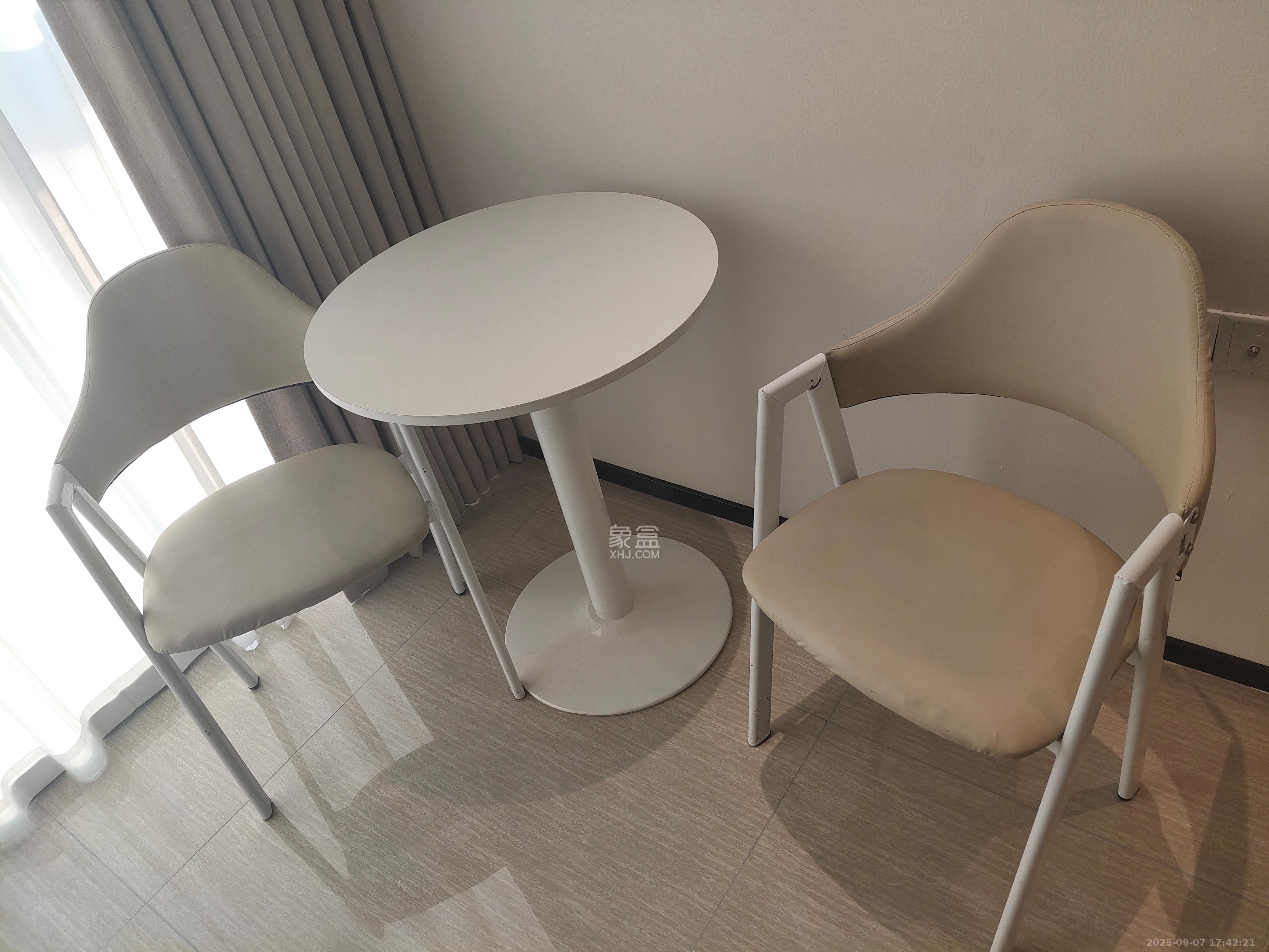 恒大珺悦府  1室1厅1卫    2000.0元/月室内图