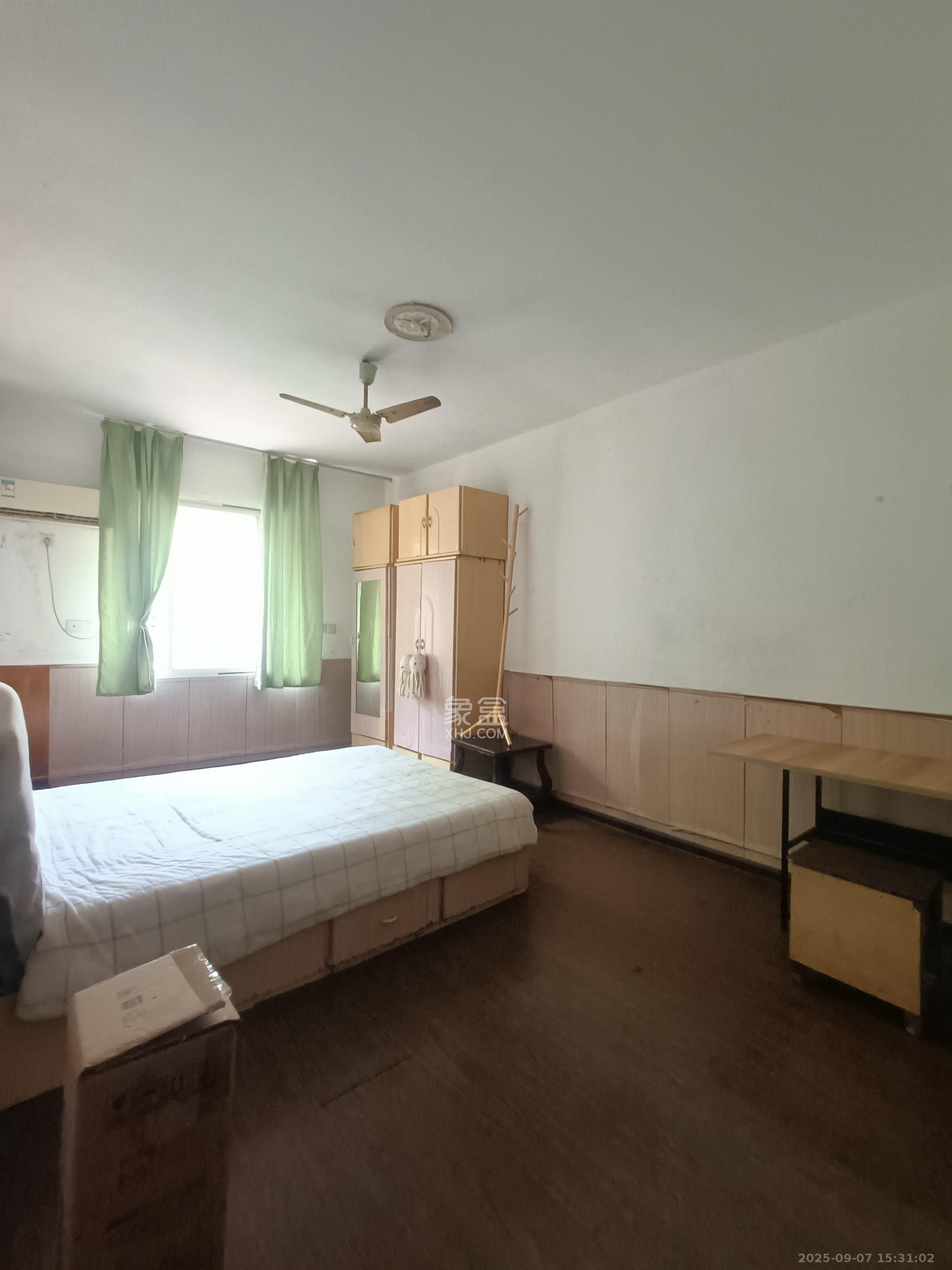 人民新村  2室1厅1卫    1800.0元/月 人民新村  2室1厅1卫    1800.0元/月室内图