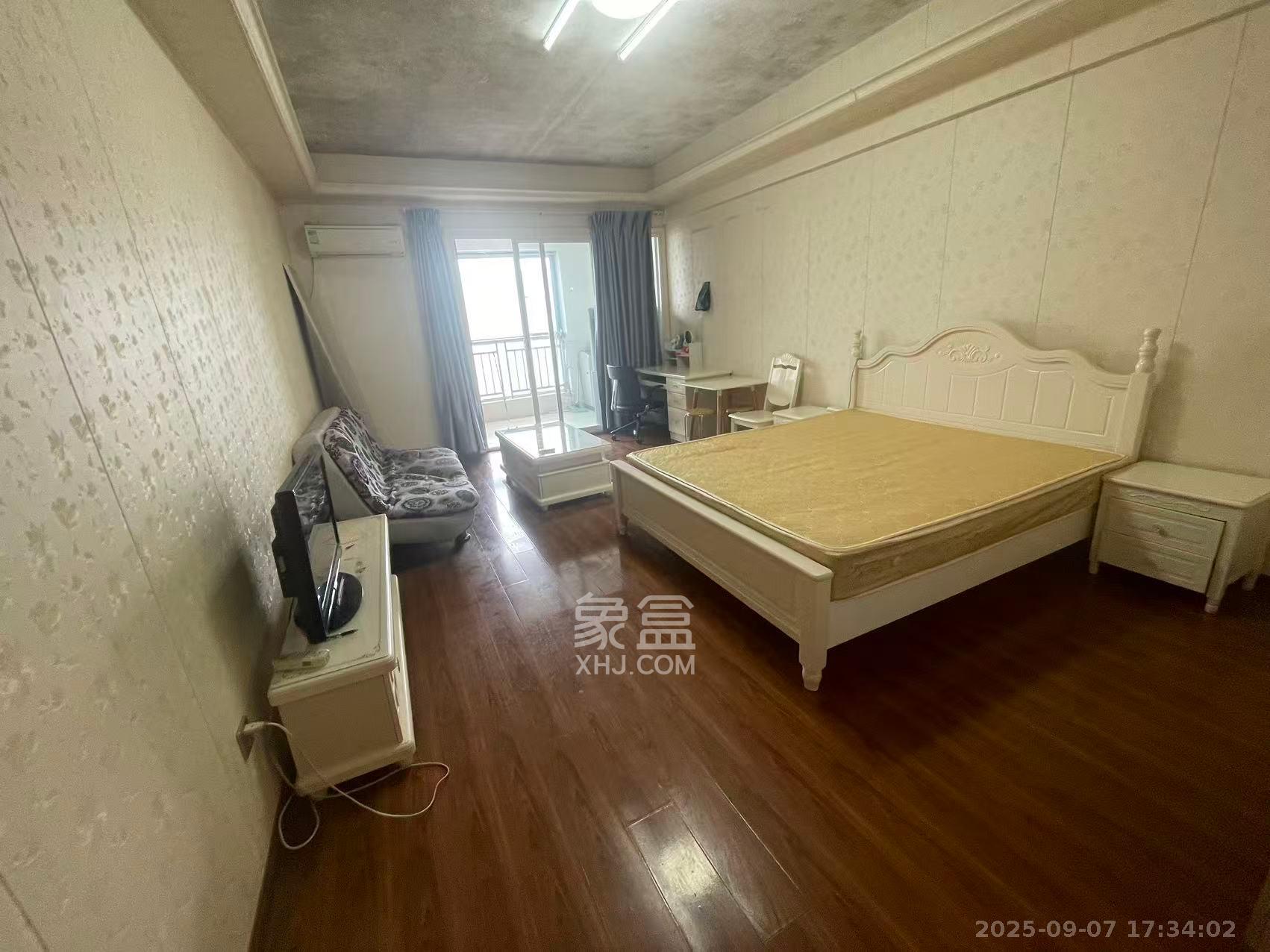 上城金都 1室1厅1卫 1700.0元/月 上城金都 1室1厅1卫 1700.0元/月室内图