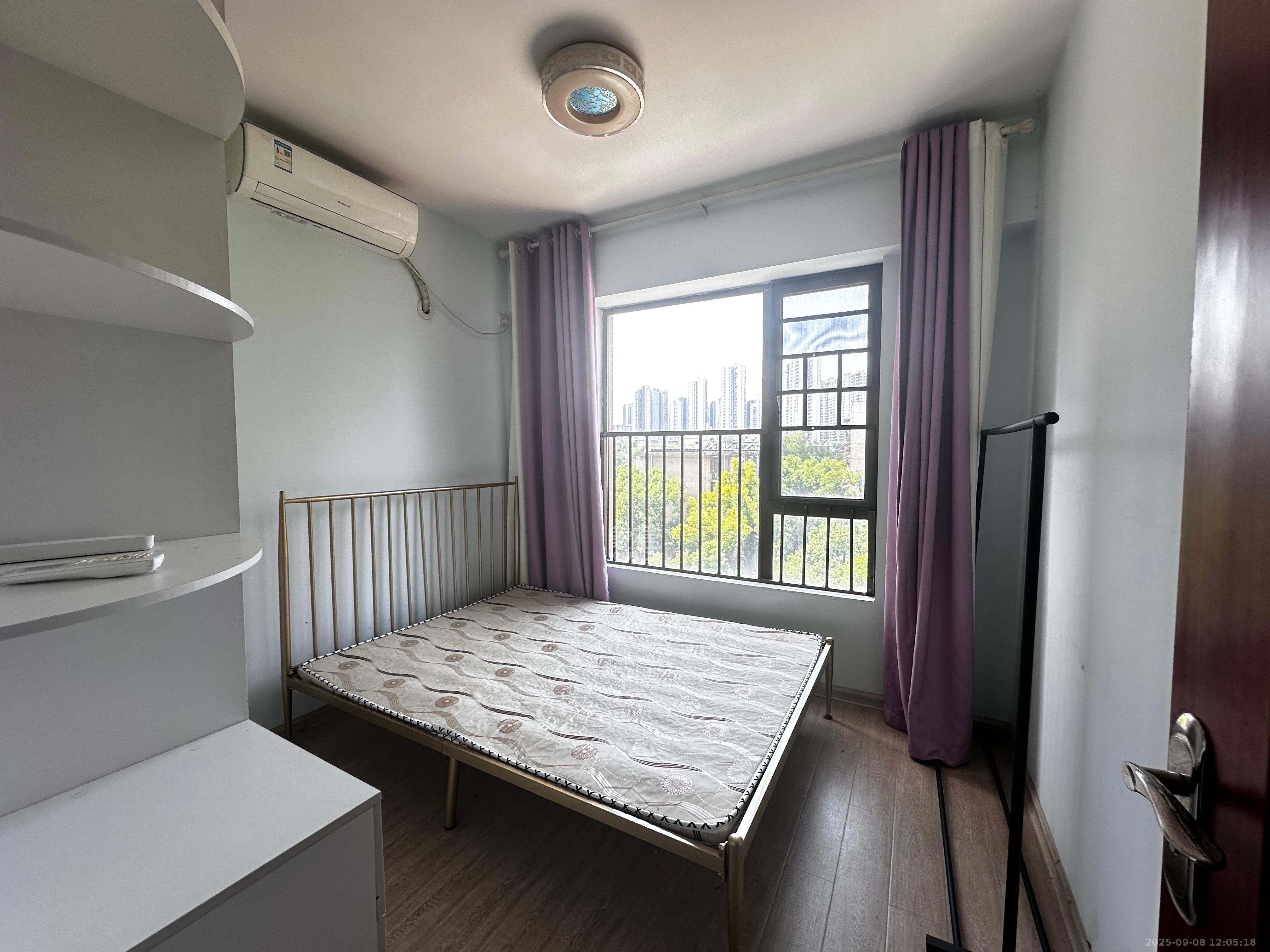 第六都(陆都小区) 2室1厅1卫 2700.0元/月 第六都(陆都小区) 2室1厅1卫 2700.0元/月室内图