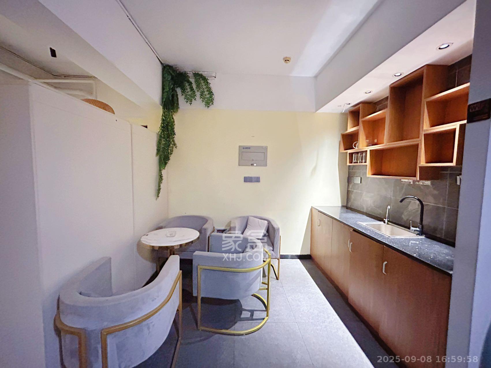 北辰三角洲B1E1区  5室1厅1卫    13000.0元/月室内图