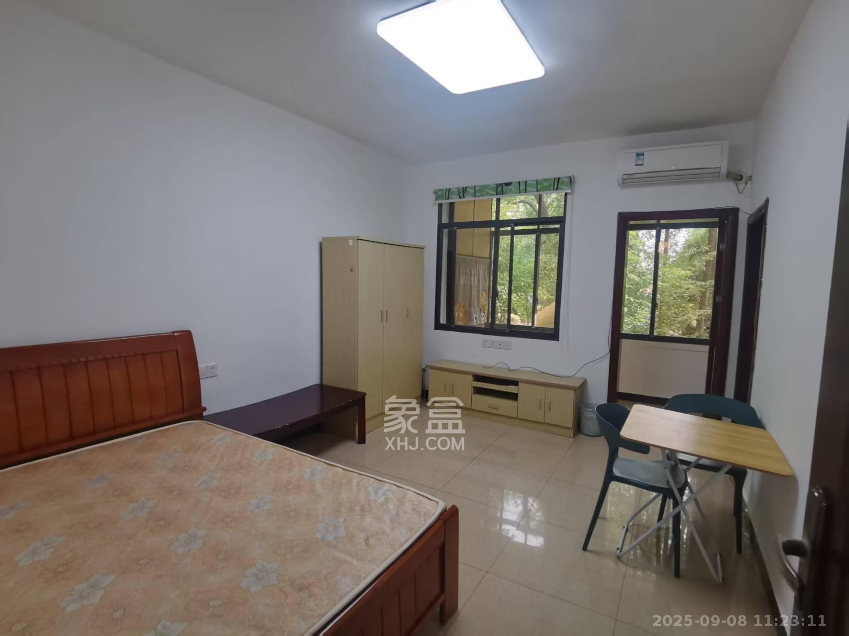 泡沫塑料厂宿舍  2室1厅1卫    1200.0元/月 泡沫塑料厂宿舍  2室1厅1卫    1200.0元/月