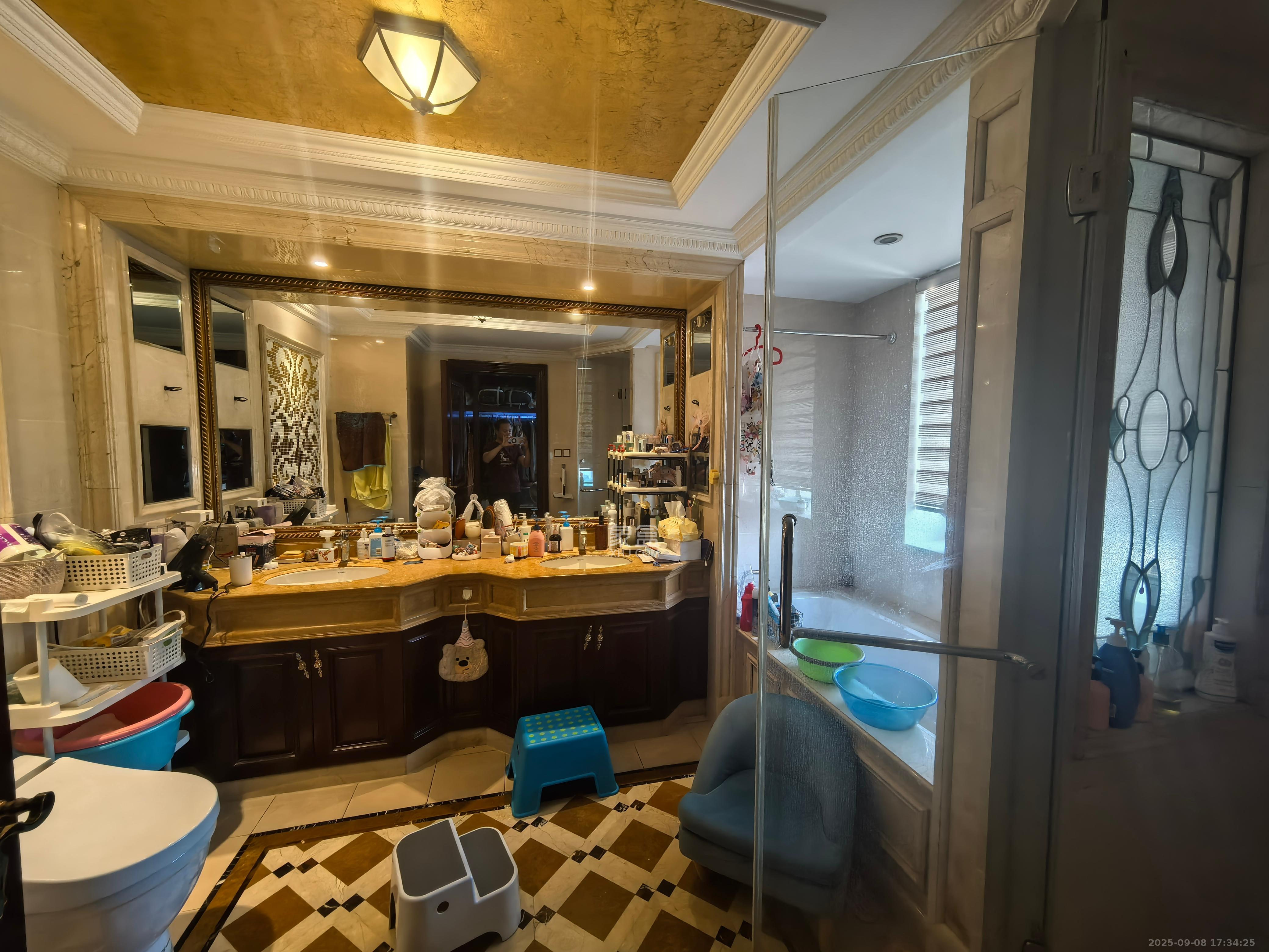 万达公馆 3室2厅4卫 7500.0元/月 万达公馆 3室2厅4卫 7500.0元/月室内图