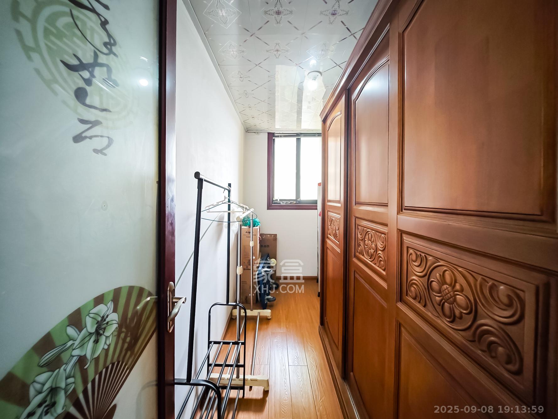 金富北城  3室2厅2卫    47.8万 金富北城  3室2厅2卫    47.8万其他