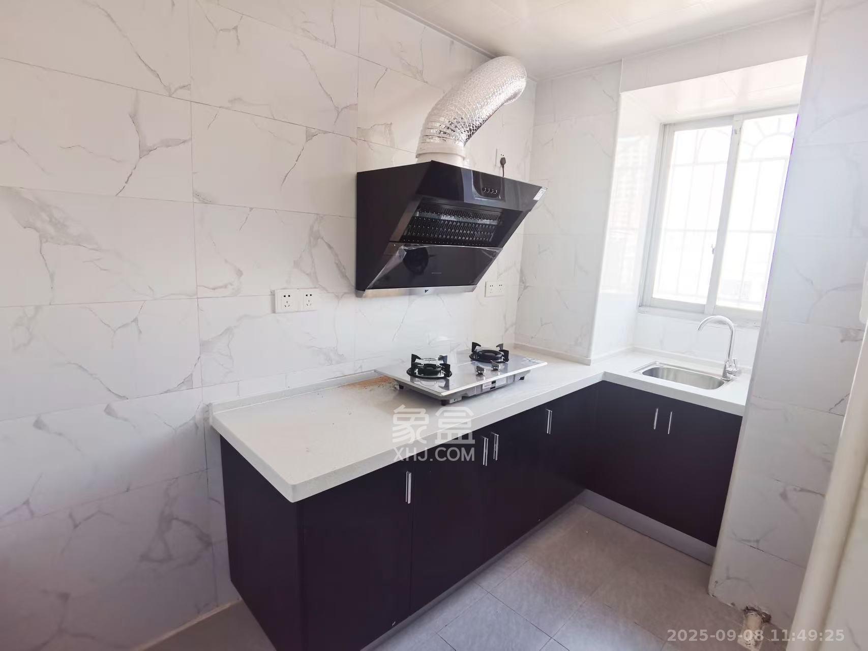 向韶村 3室2厅1卫 1800.0元/月 向韶村 3室2厅1卫 1800.0元/月室内图