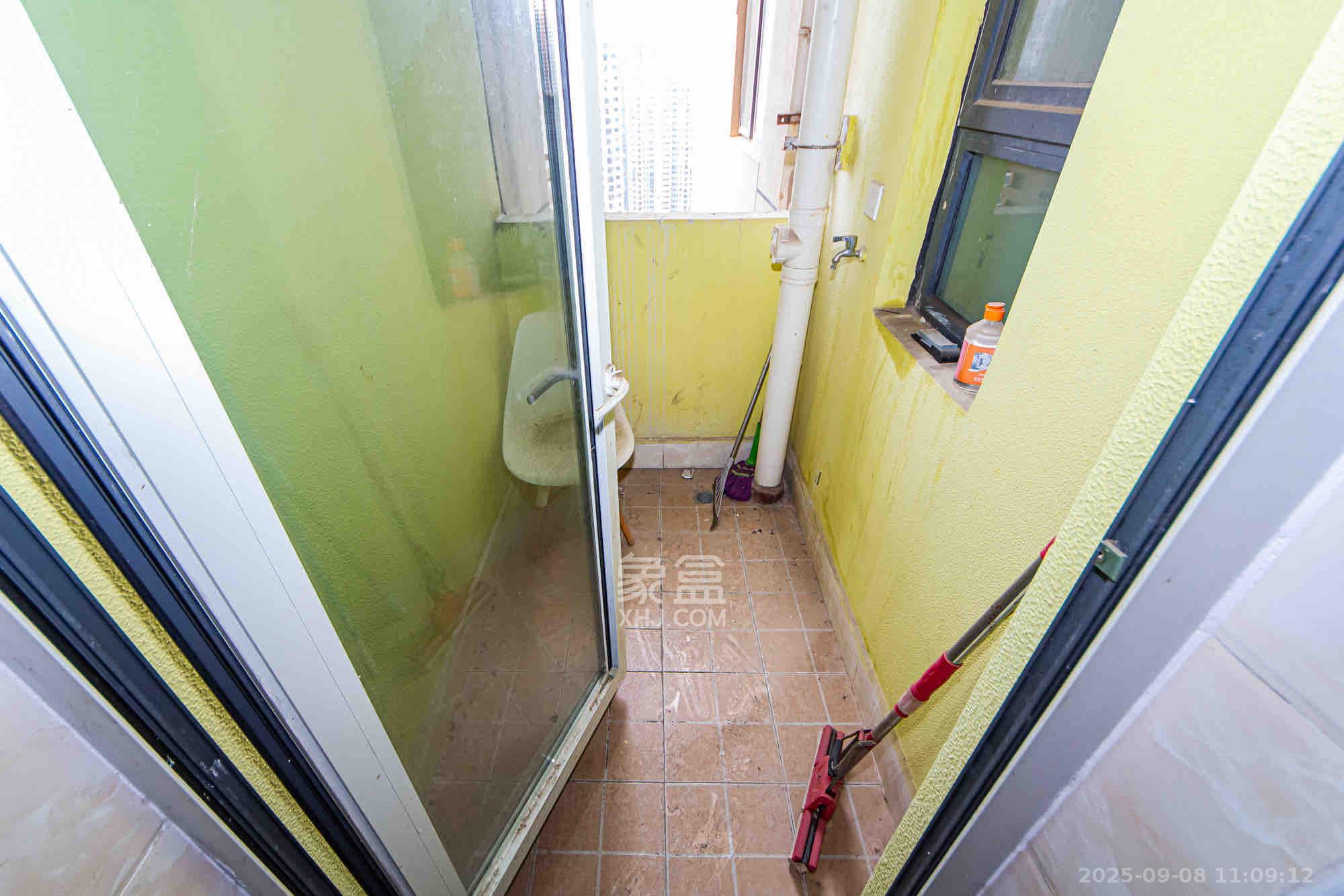 北辰三角洲E4区  3室2厅1卫    3000.0元/月室内图