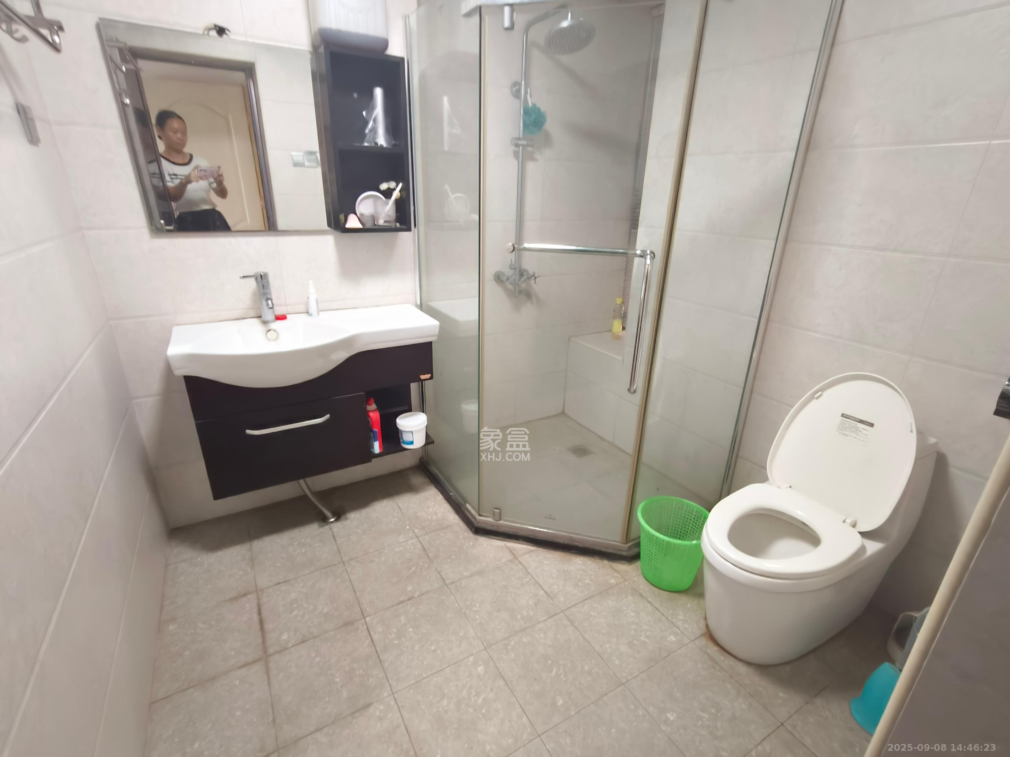 锦绣湘江 3室2厅2卫 1400.0元/月 锦绣湘江 3室2厅2卫 1400.0元/月室内图