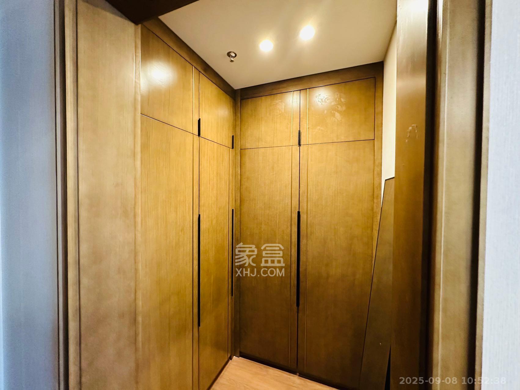 梅溪湖金茂湾 4室2厅3卫 10800.0元/月 梅溪湖金茂湾 4室2厅3卫 10800.0元/月室内图