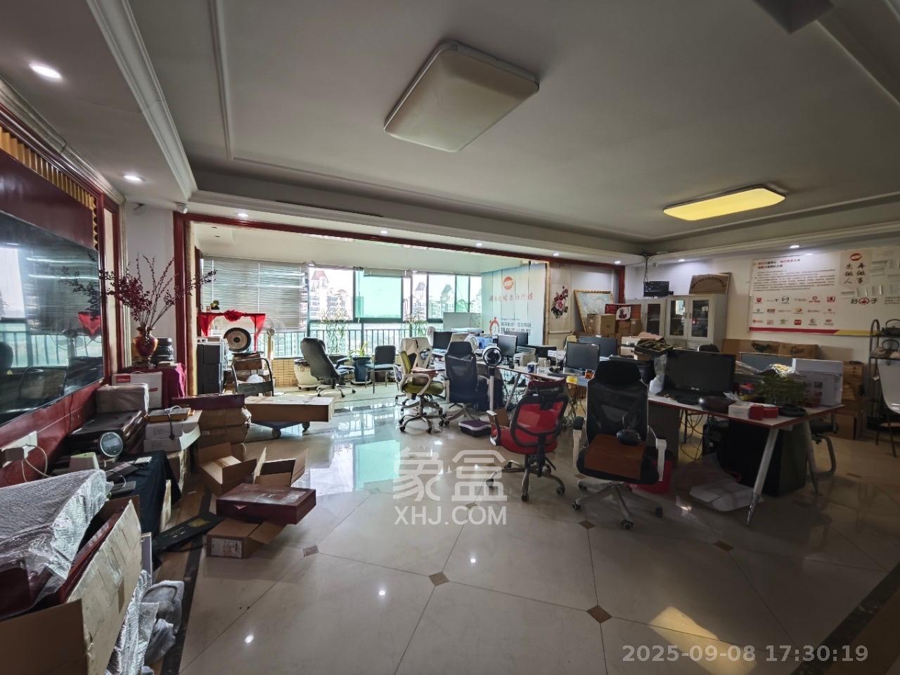 恒大雅苑 6室2厅3卫 5000.0元/月 恒大雅苑 6室2厅3卫 5000.0元/月室内图