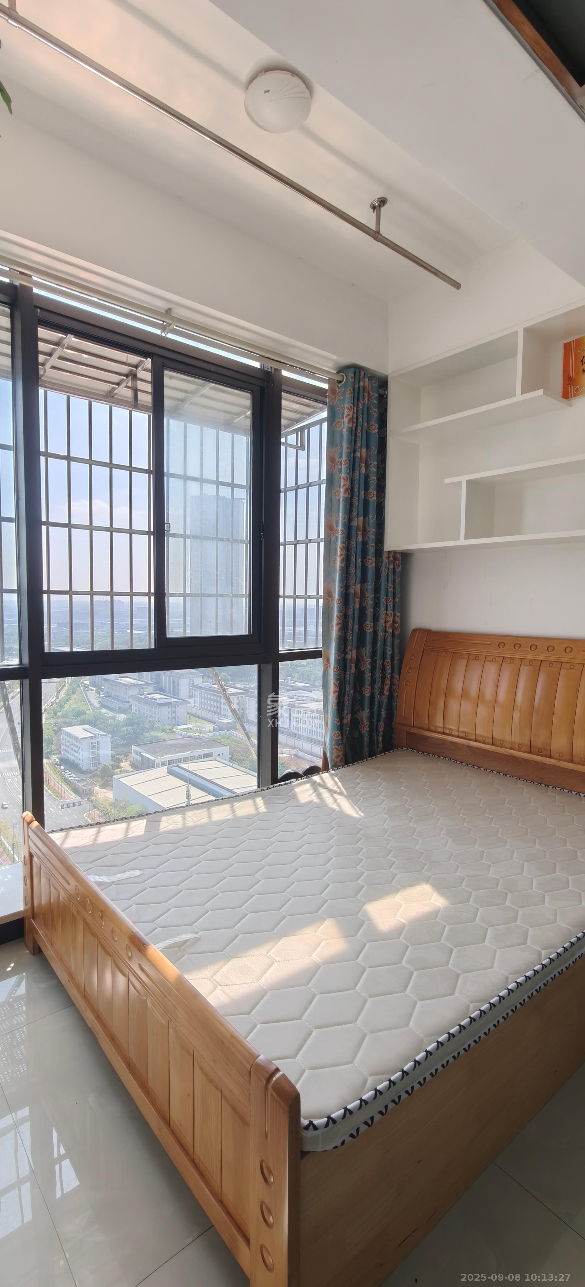 爵士湘  1室1厅1卫    1250.0元/月室内图