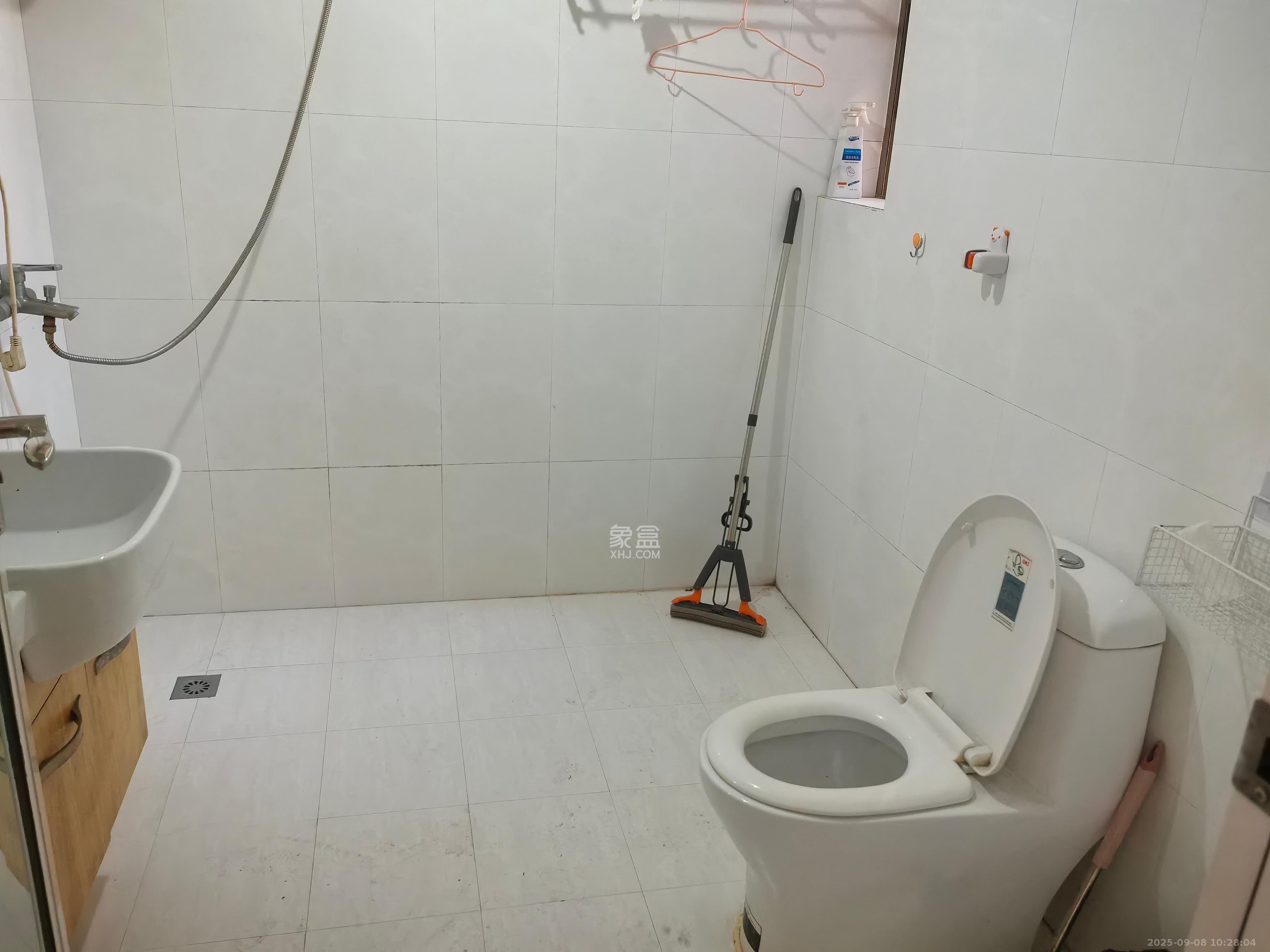 锦湘国际星城二期（锦雅苑）  3室1厅1卫    2800.0元/月室内图