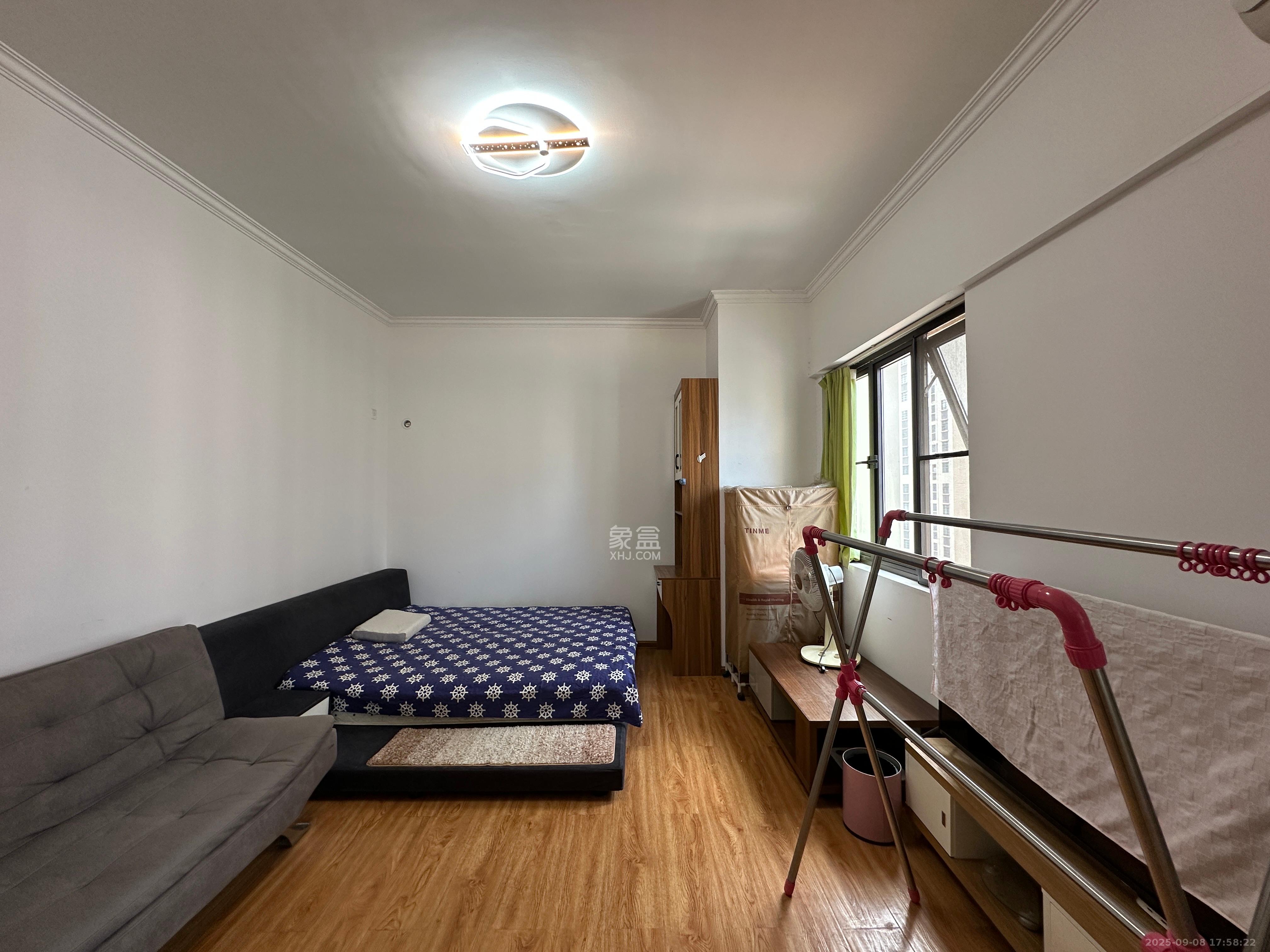 乐尚城 1室1厅1卫 1300.0元/月 乐尚城 1室1厅1卫 1300.0元/月室内图