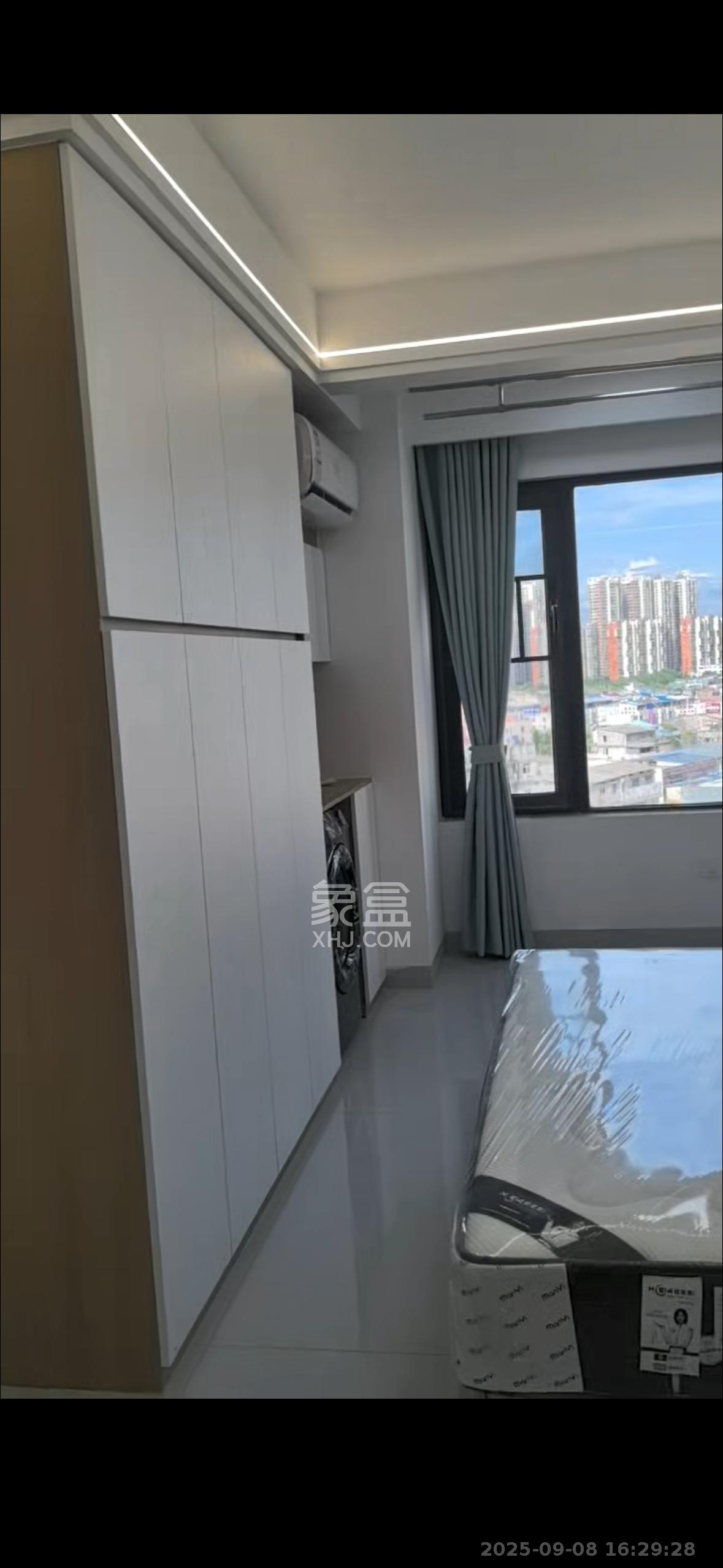 中海珑悦府 1室1厅1卫 1350.0元/月 中海珑悦府 1室1厅1卫 1350.0元/月室内图