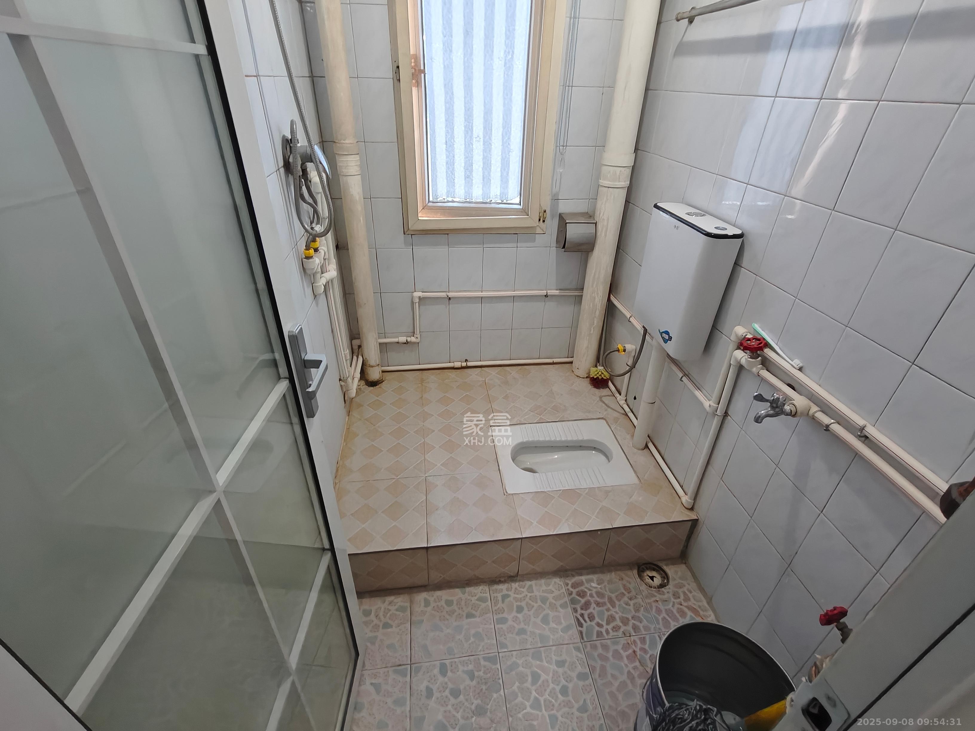 湖南石油化学工业局小区(侯家塘化工厅) 2室2厅1卫 2000.0元/月 湖南石油化学工业局小区(侯家塘化工厅) 2室2厅1卫 2000.0元/月室内图