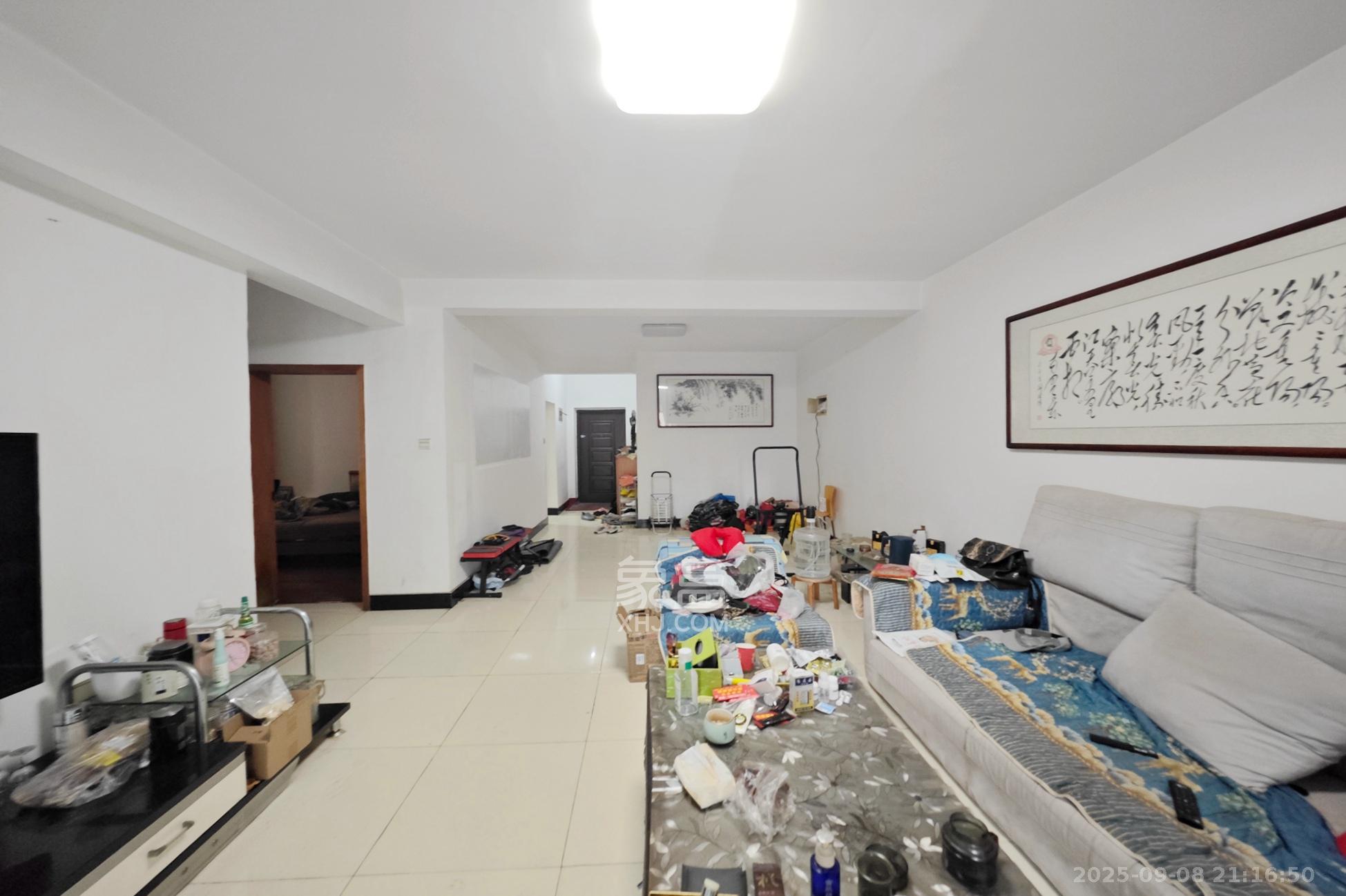 书香名邸 2室2厅1卫 82.8万 书香名邸 2室2厅1卫 82.8万客厅