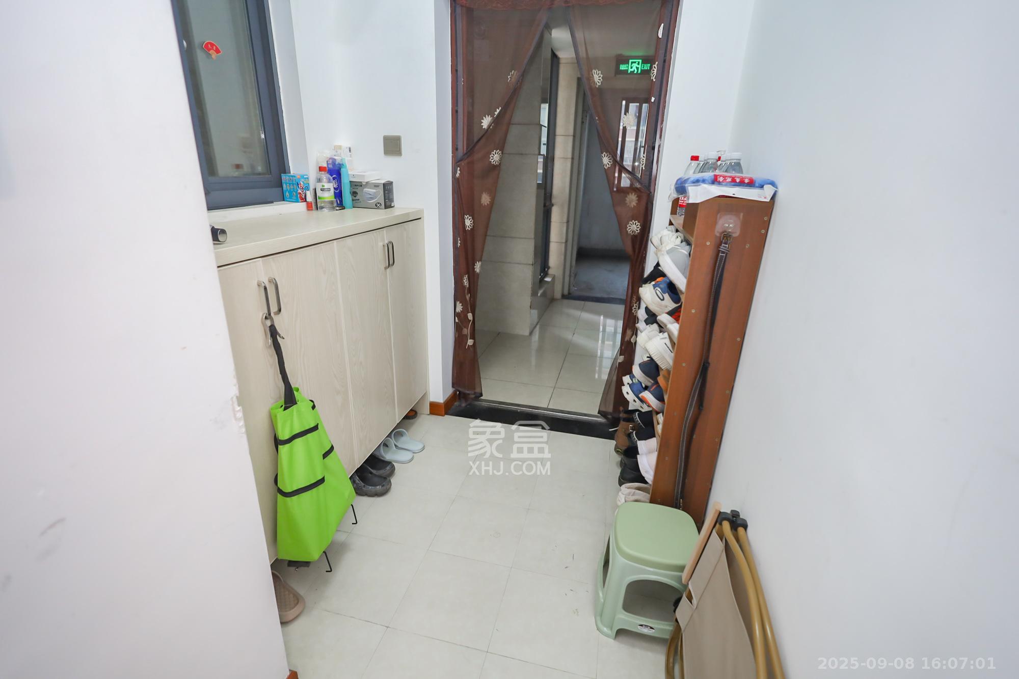 兰亭都荟(璟峰苑)  3室2厅1卫    105.0万 兰亭都荟(璟峰苑)  3室2厅1卫    105.0万其他