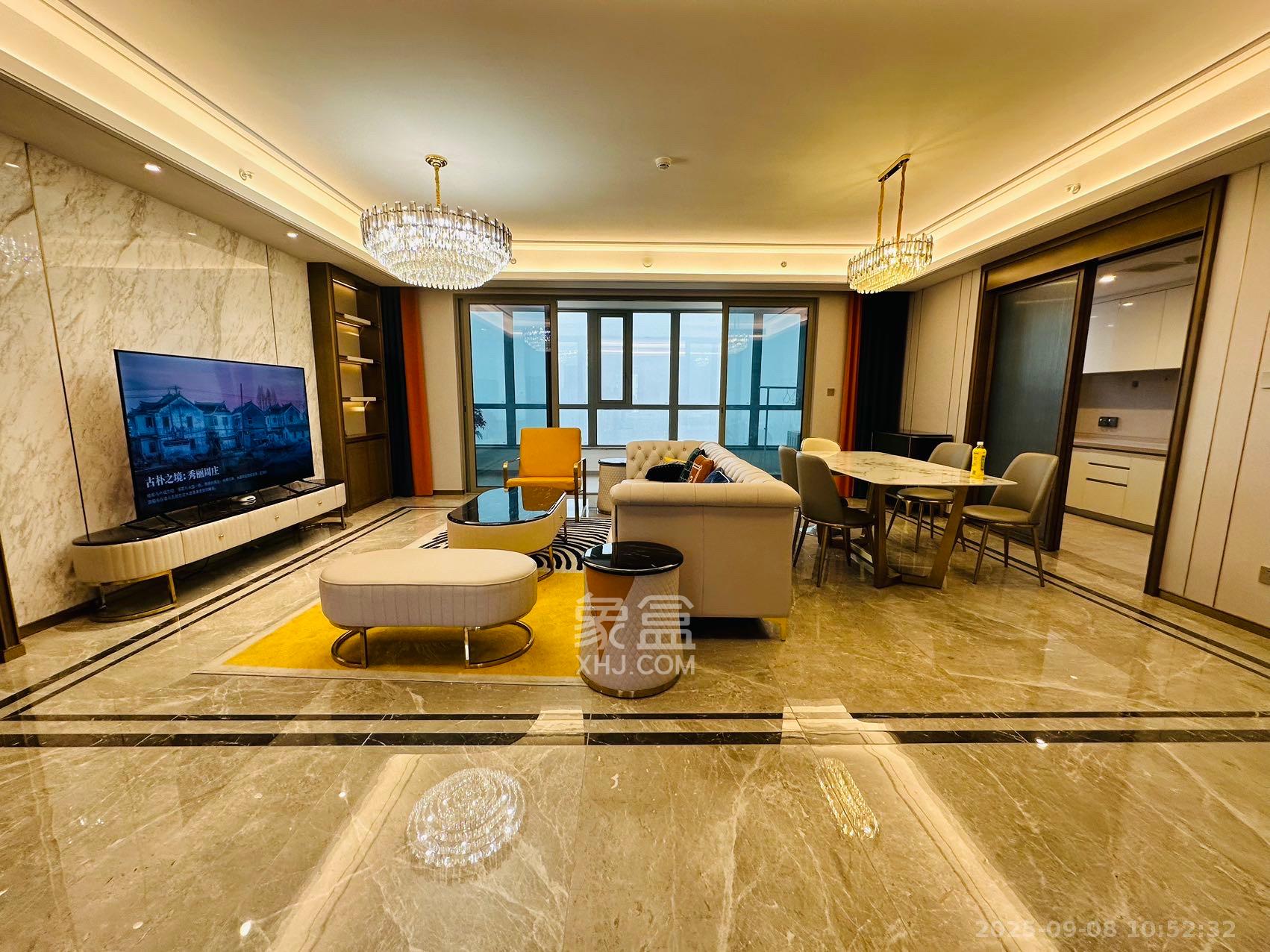 梅溪湖金茂湾 4室2厅3卫 10800.0元/月 梅溪湖金茂湾 4室2厅3卫 10800.0元/月室内图