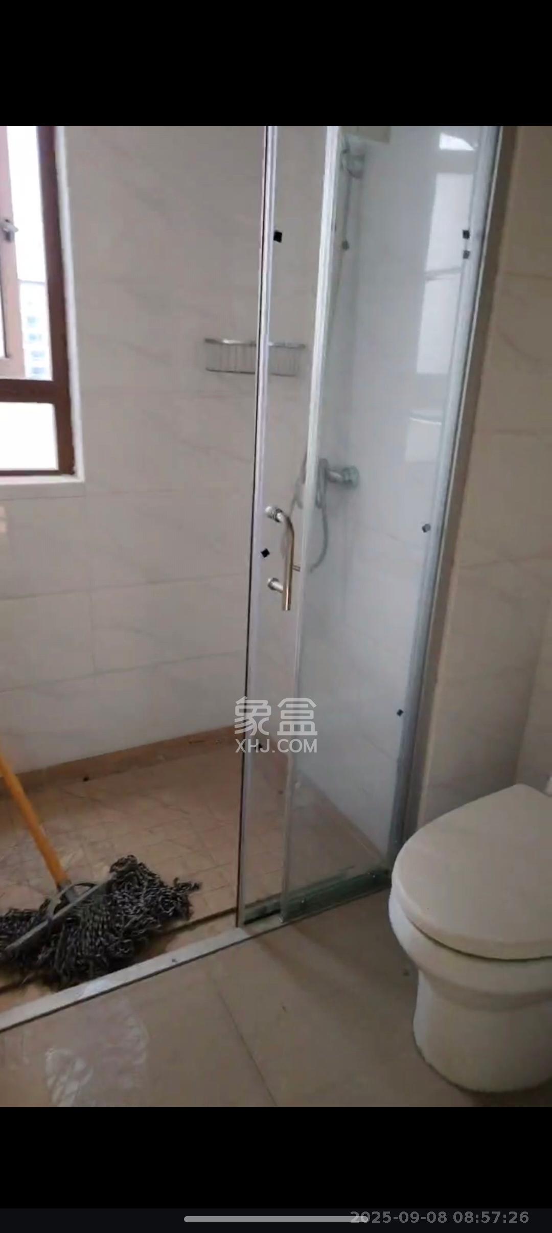 碧桂园翘楚棠  1室0厅0卫    2400.0元/月 碧桂园翘楚棠  1室0厅0卫    2400.0元/月室内图1