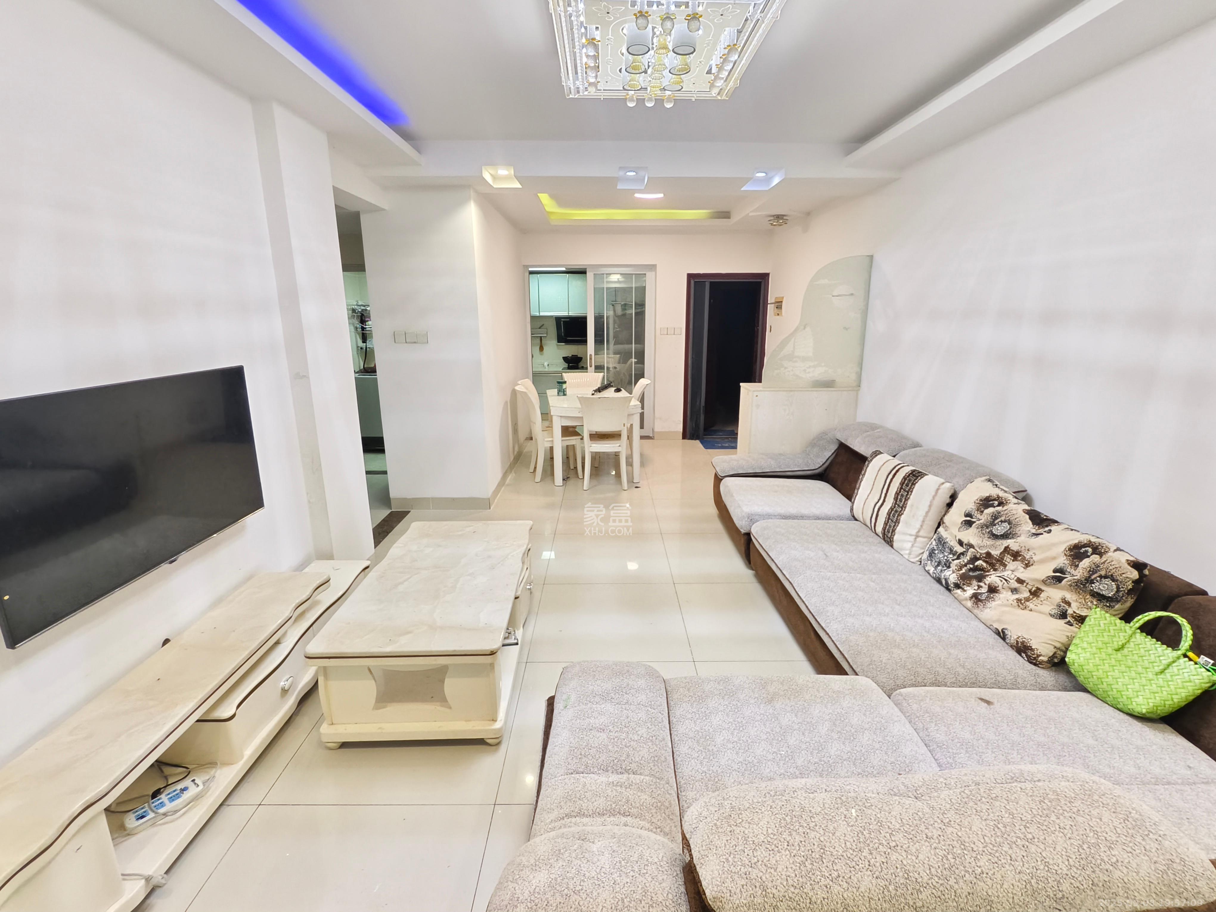 蓝山郡  3室1厅1卫    2000.0元/月 蓝山郡  3室1厅1卫    2000.0元/月室内图