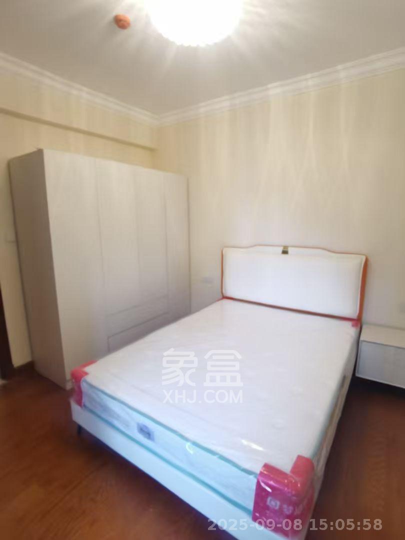 恒大翡翠华庭 2室2厅1卫 1680.00元/月 恒大翡翠华庭 2室2厅1卫 1680.00元/月室内图