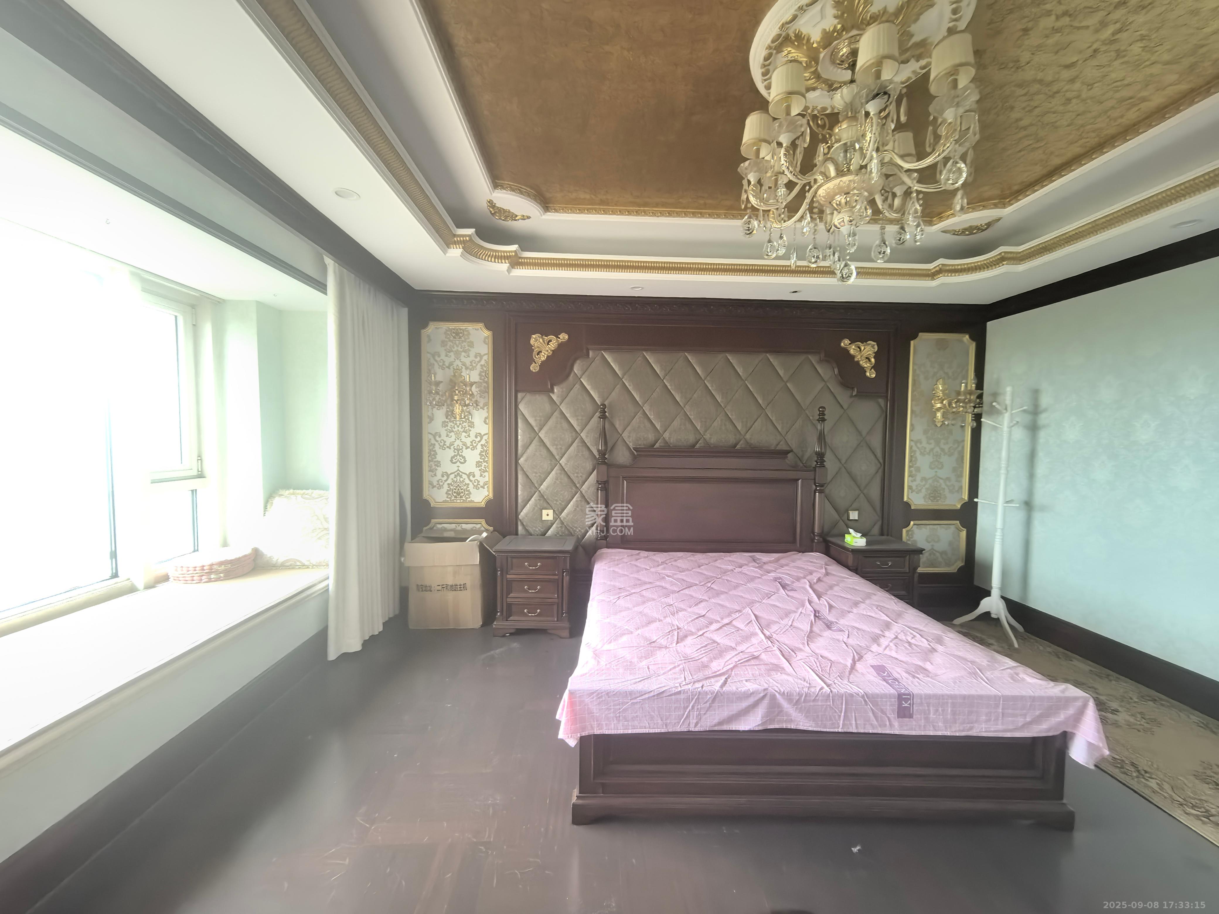 万达公馆  3室2厅4卫    7500.0元/月室内图