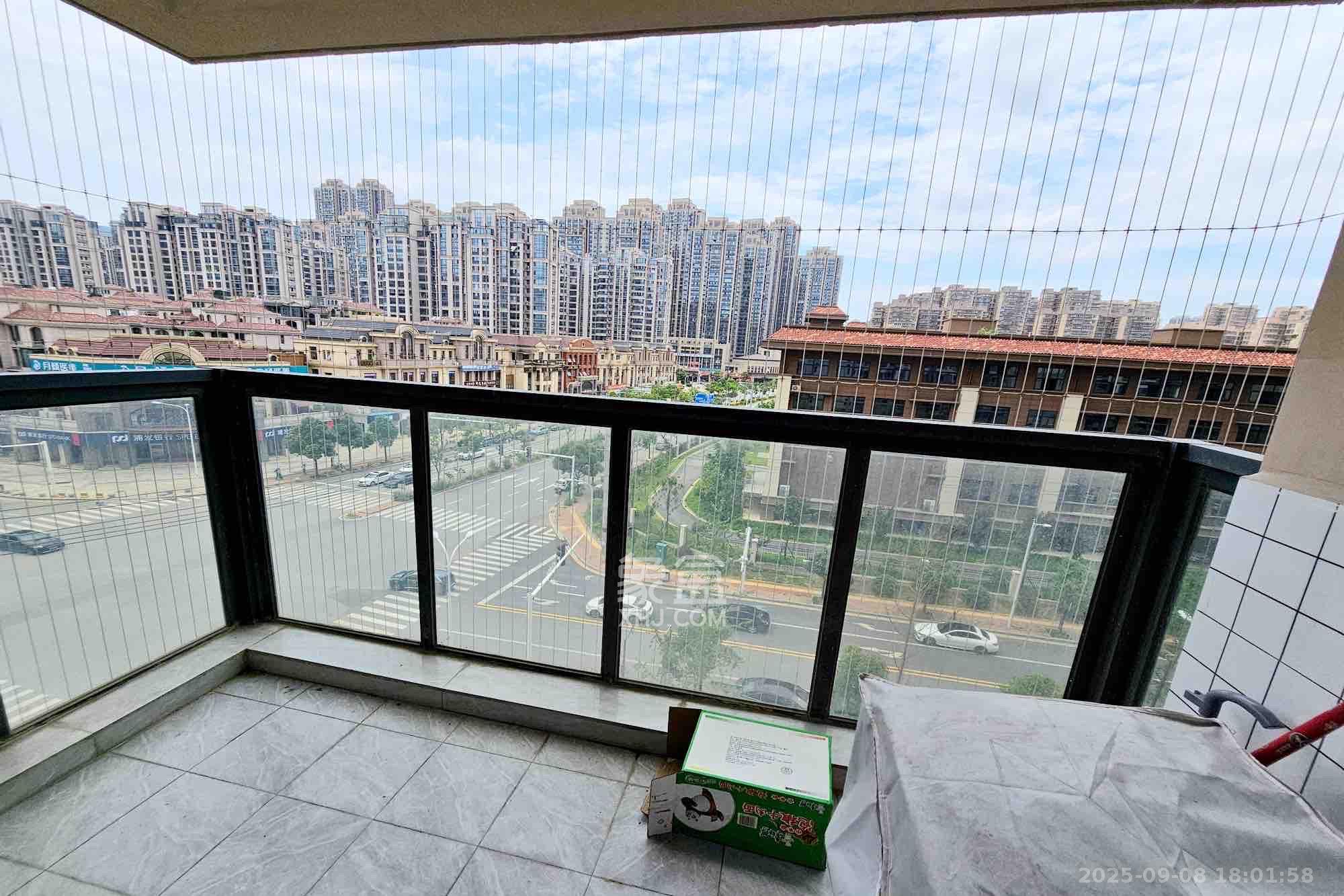 长房东旭国际  1室0厅0卫   3500.00元/月室内图
