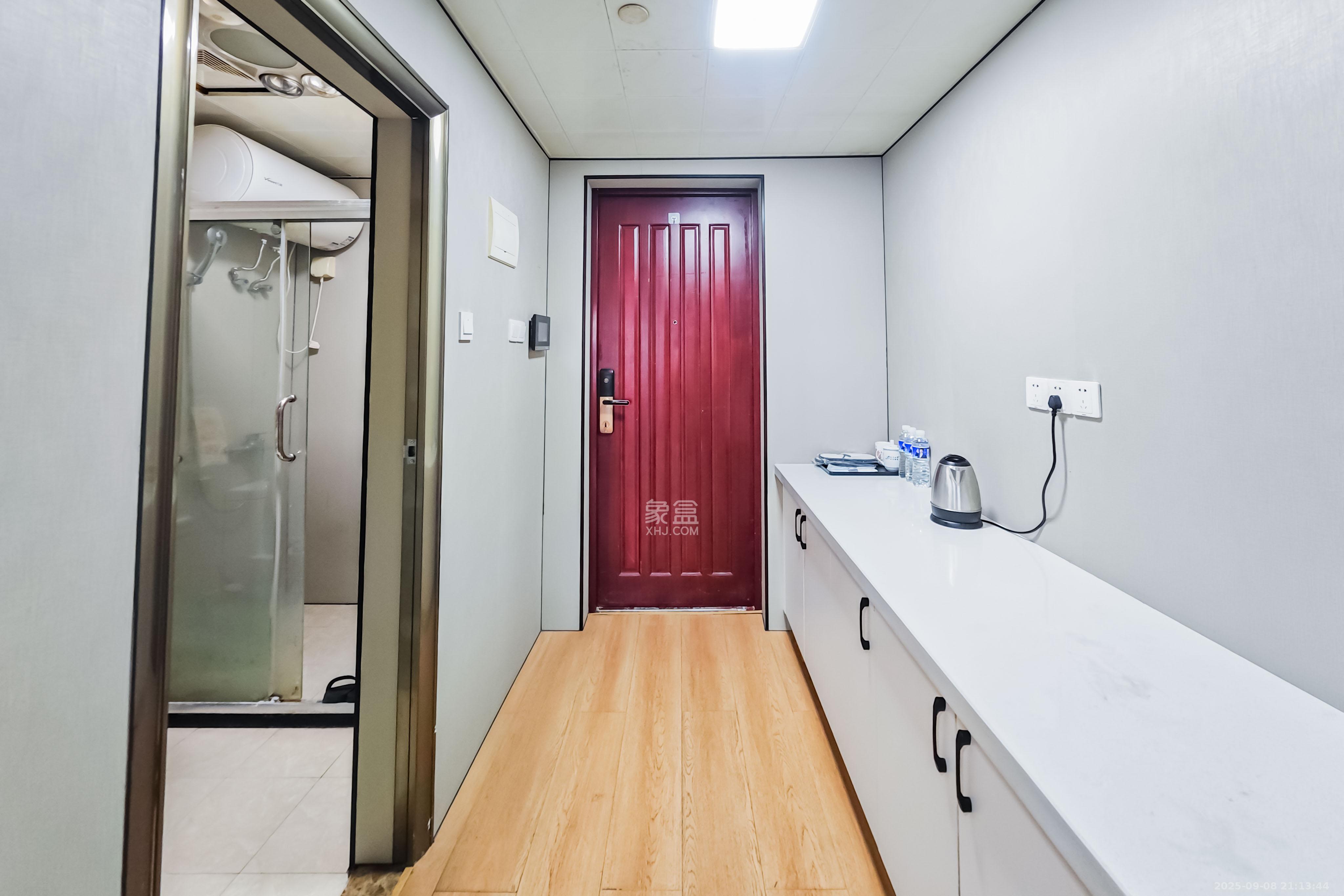 京武浪琴山一、二期 1室1厅1卫 48.0万 京武浪琴山一、二期 1室1厅1卫 48.0万厨房