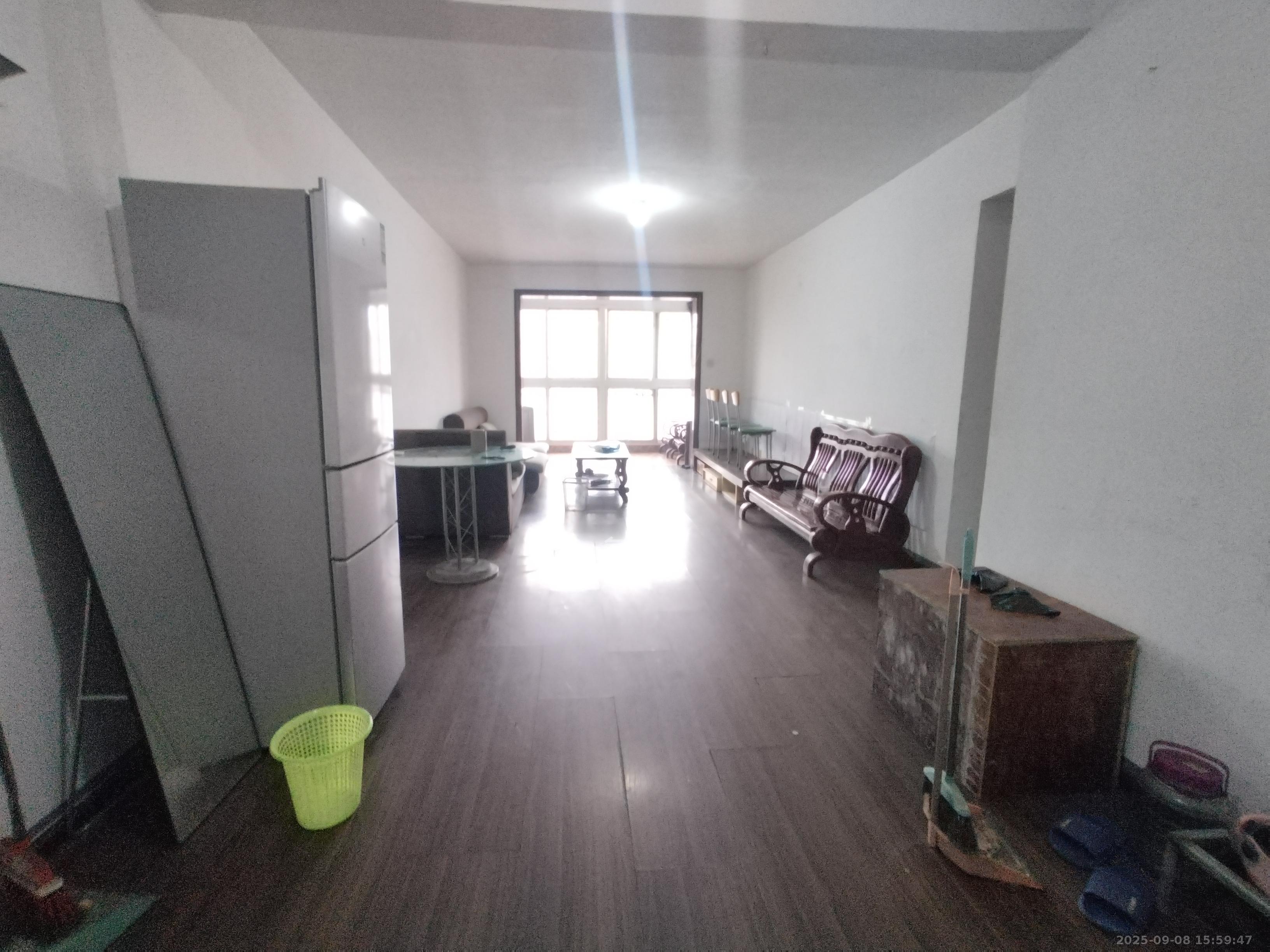 新诚小区 2室2厅1卫 1500.0元/月 新诚小区 2室2厅1卫 1500.0元/月室内图