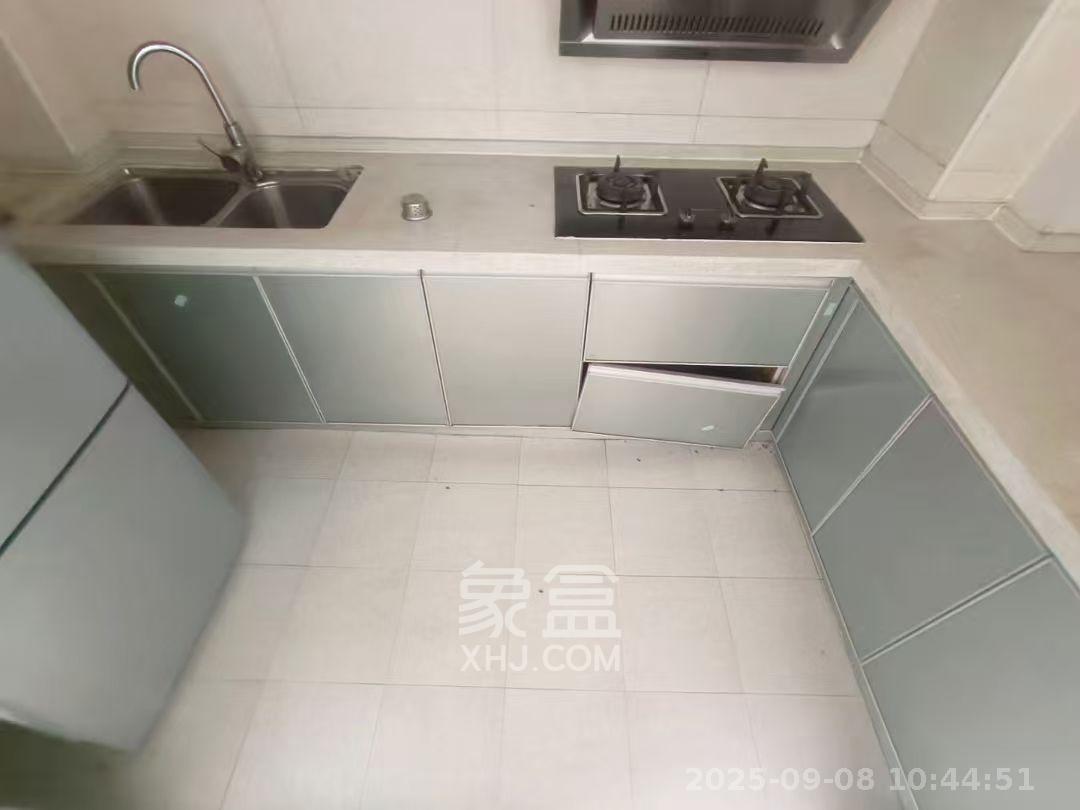 米兰春天 3室2厅1卫 1800.0元/月 米兰春天 3室2厅1卫 1800.0元/月室内图