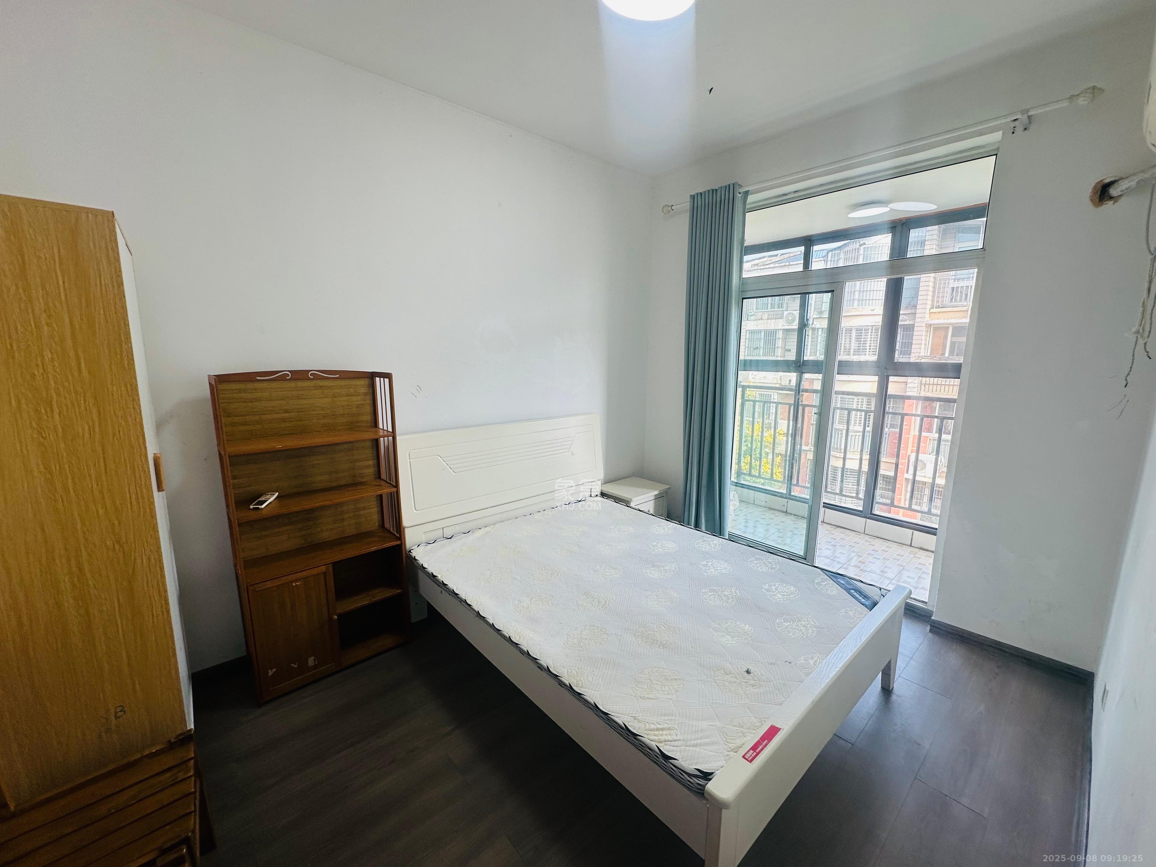 水木兰庭  3室2厅2卫    2000.0元/月室内图