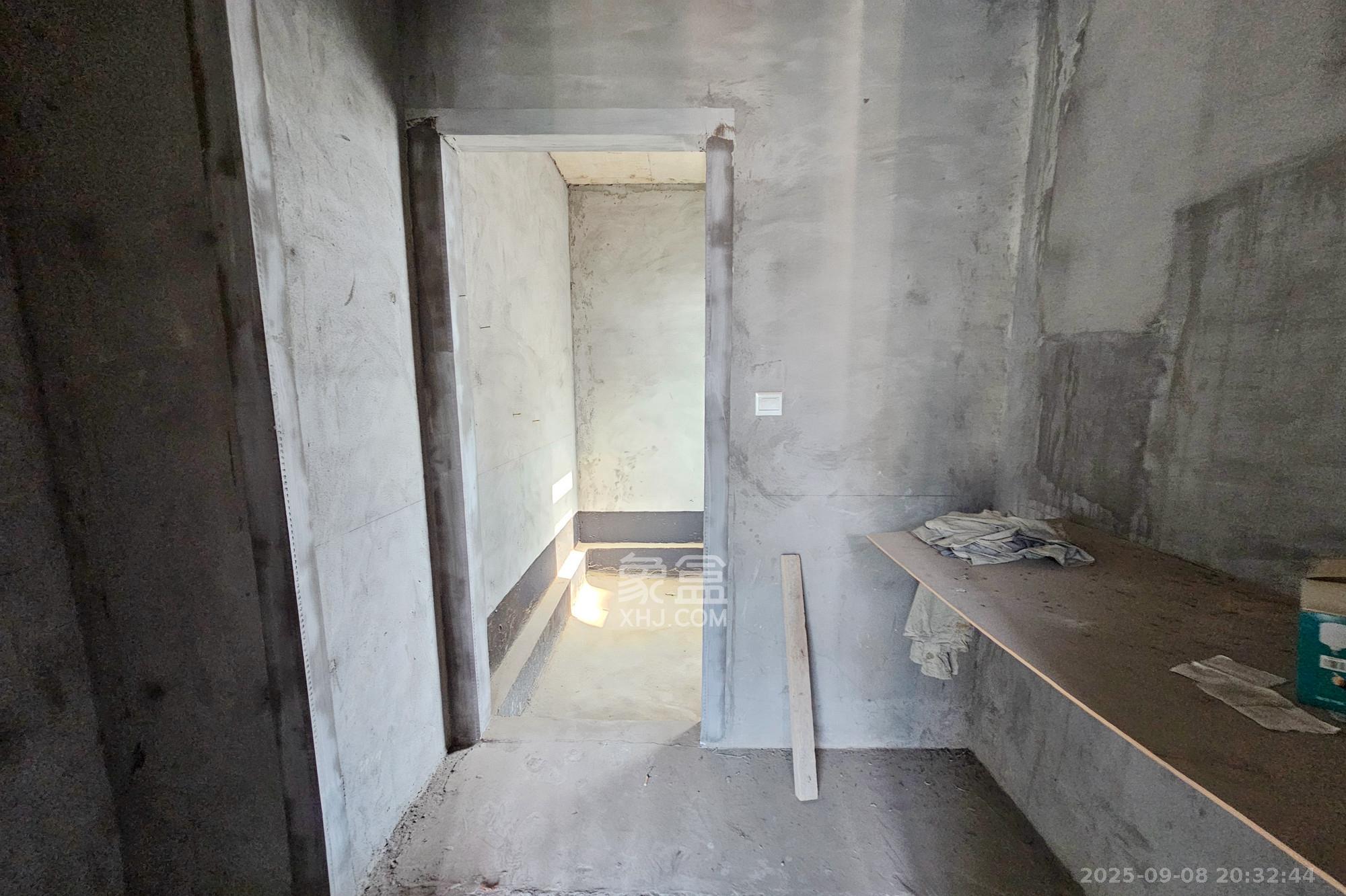 明昇壹城(明昇时代广场)一期 6室2厅4卫 408.00万 明昇壹城(明昇时代广场)一期 6室2厅4卫 408.00万其他