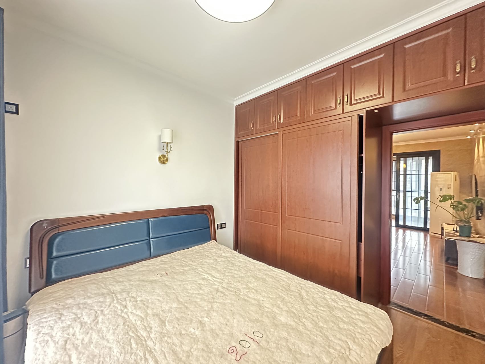 康城上品 3室2厅2卫 2000.0元/月 康城上品 3室2厅2卫 2000.0元/月室内图