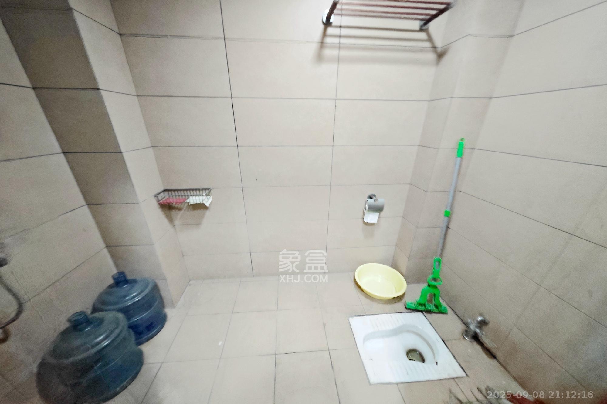 美林景园  6室2厅3卫    170.0万其他