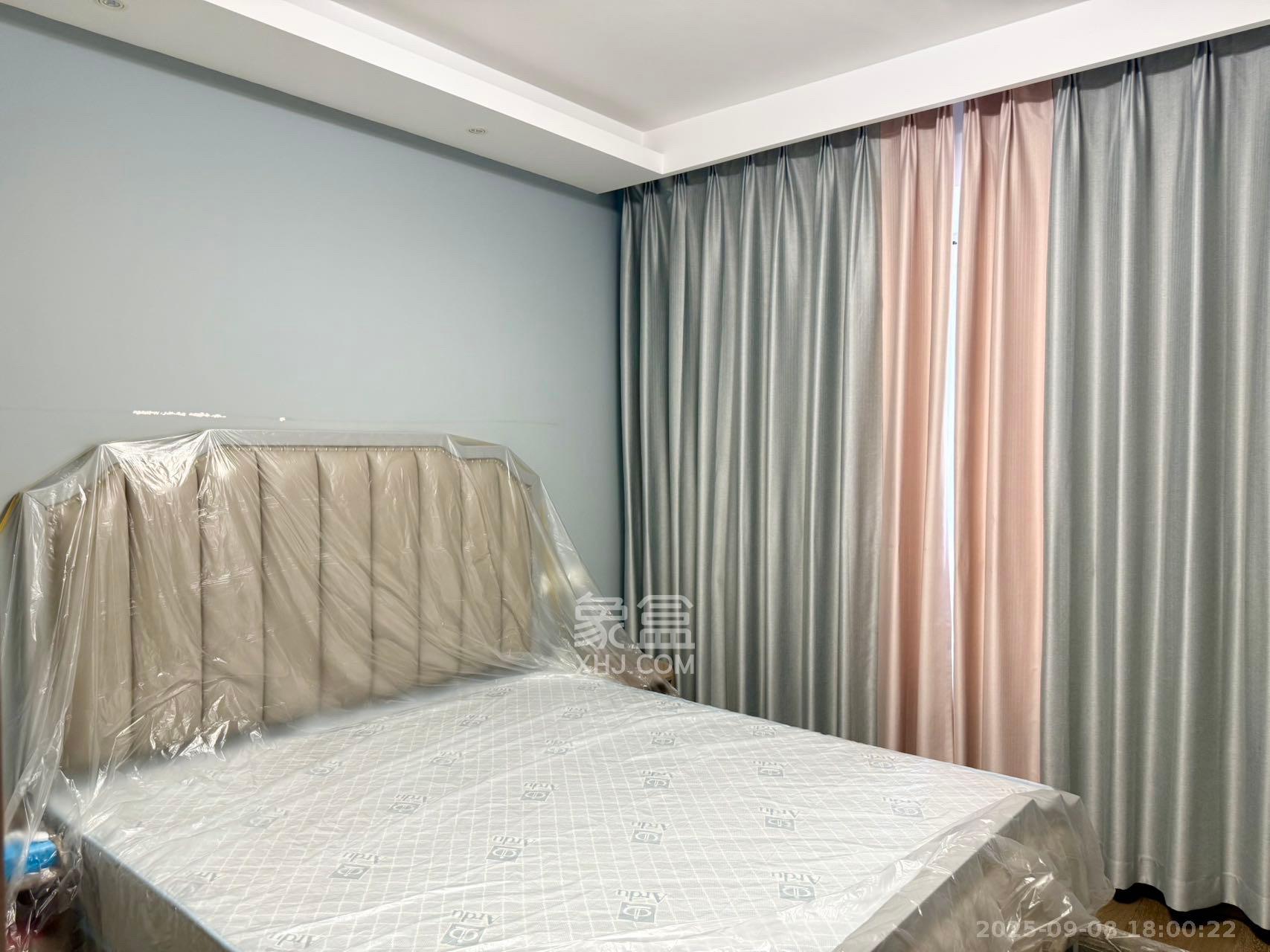 龙湖铂金中心(龙湖春江郦城) 3室2厅2卫 5000.0元/月 龙湖铂金中心(龙湖春江郦城) 3室2厅2卫 5000.0元/月室内图