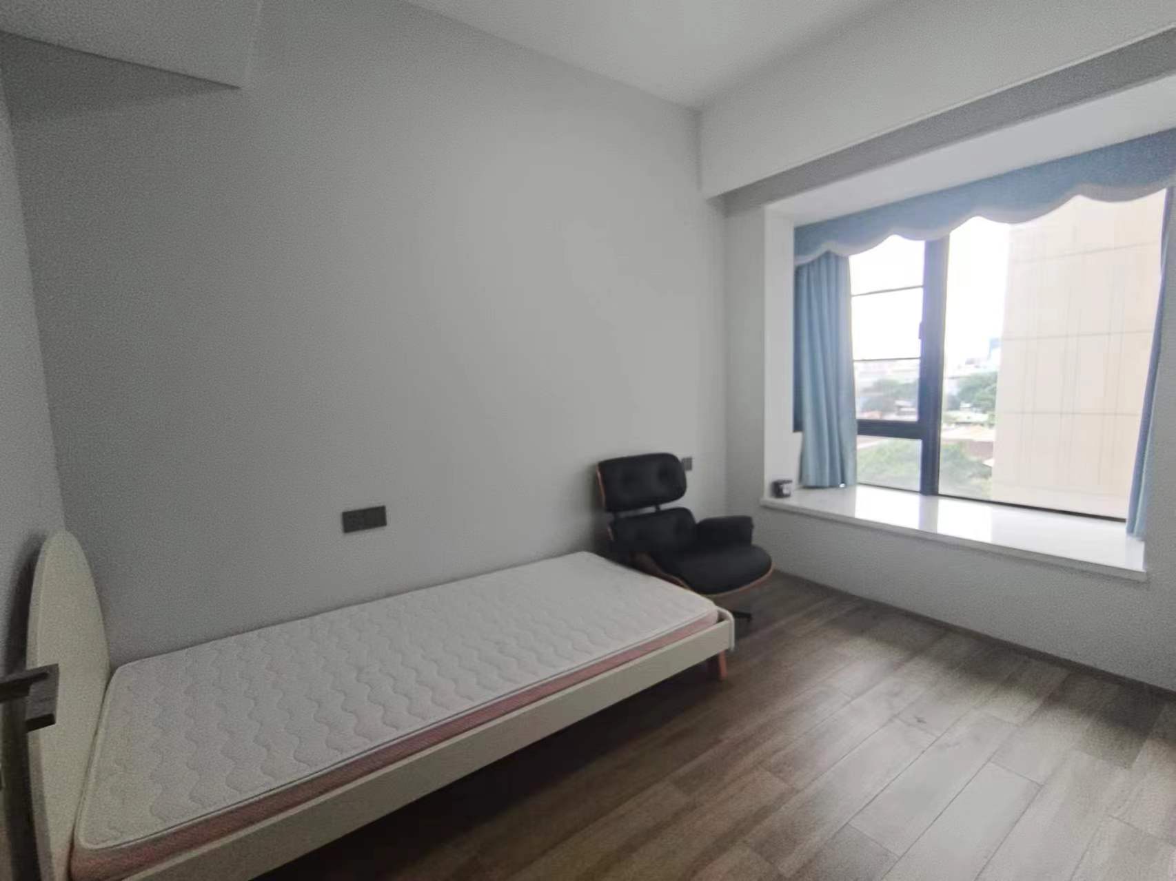 仁恒海棠公园(二期)  4室2厅2卫    6000.0元/月 仁恒海棠公园(二期)  4室2厅2卫    6000.0元/月室内图